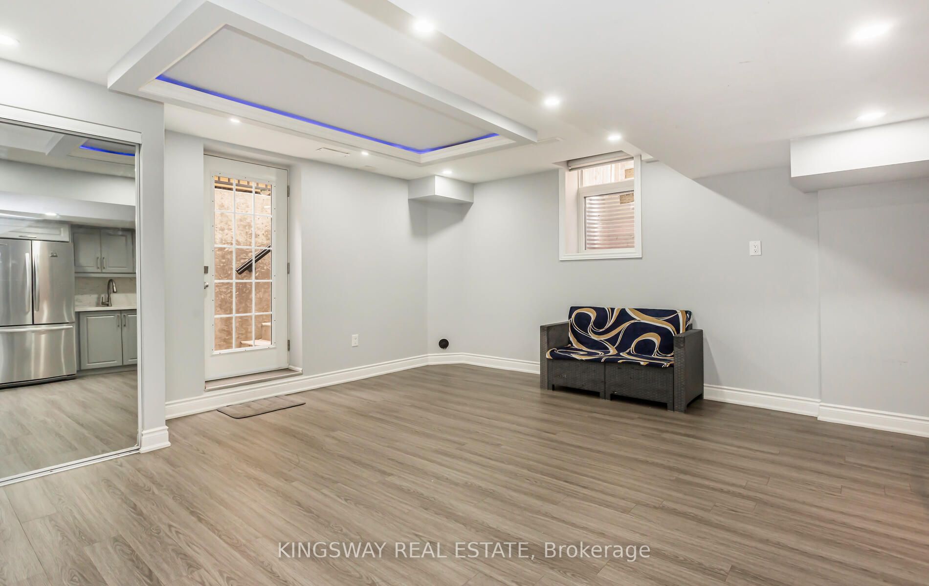 47 Lavallee Cres