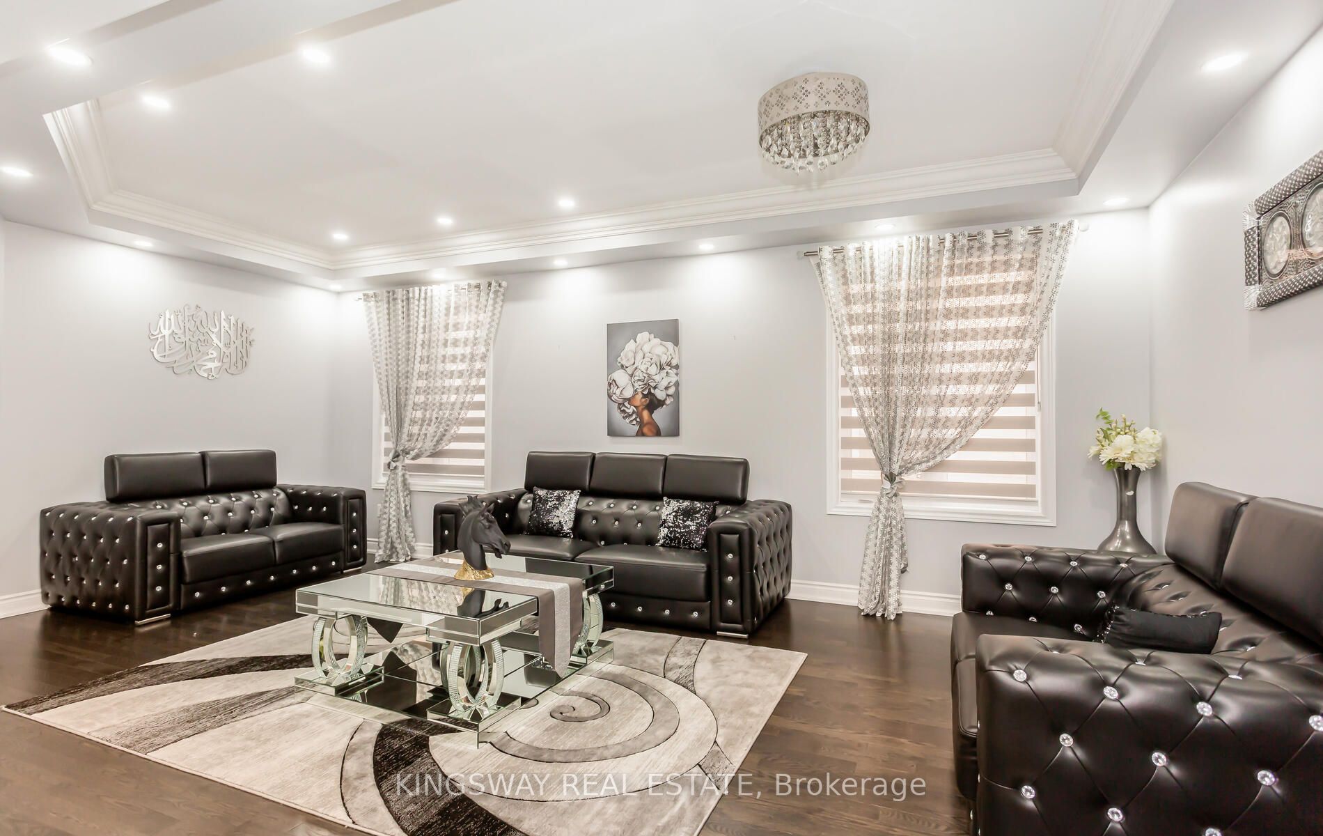 47 Lavallee Cres
