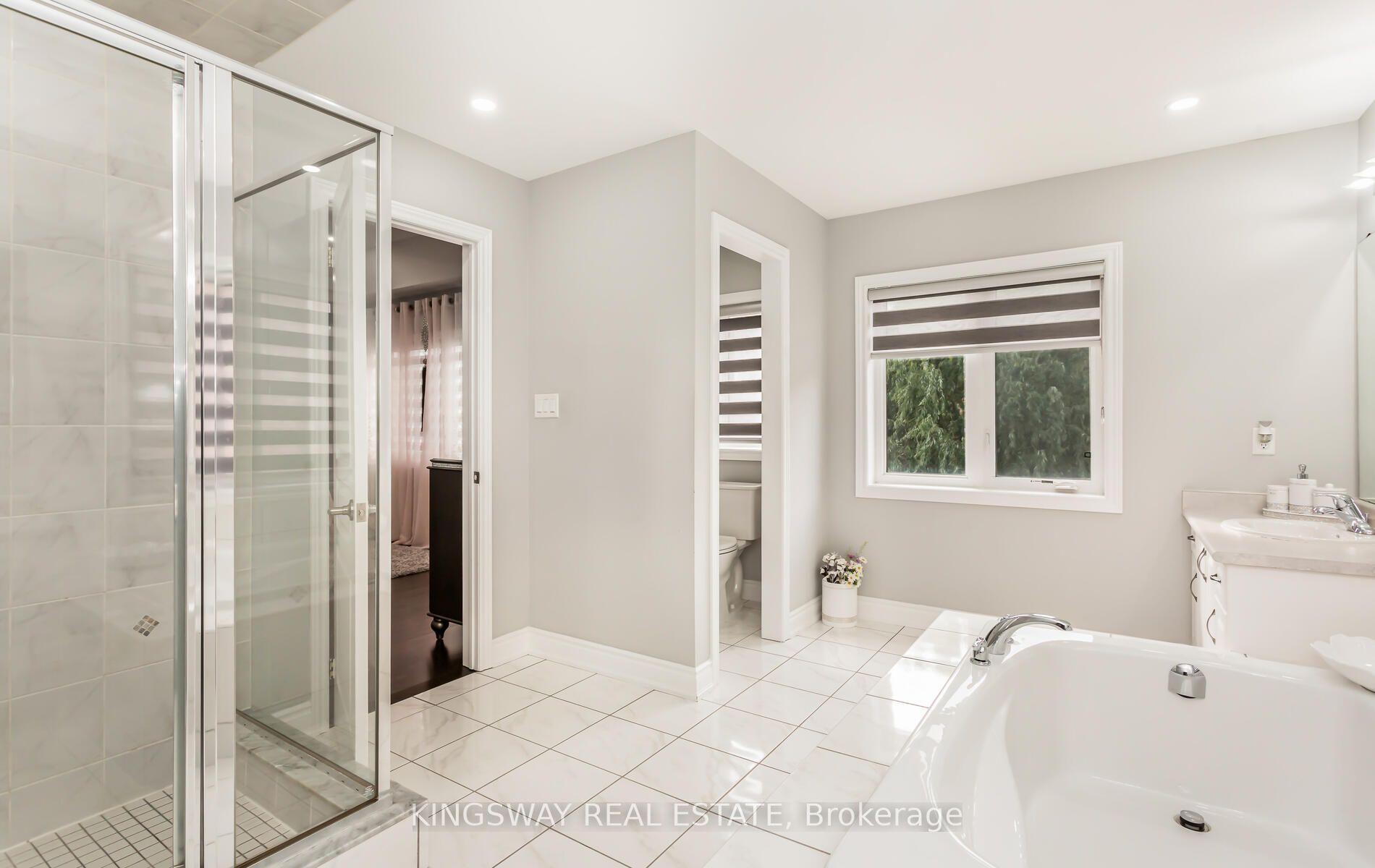 47 Lavallee Cres