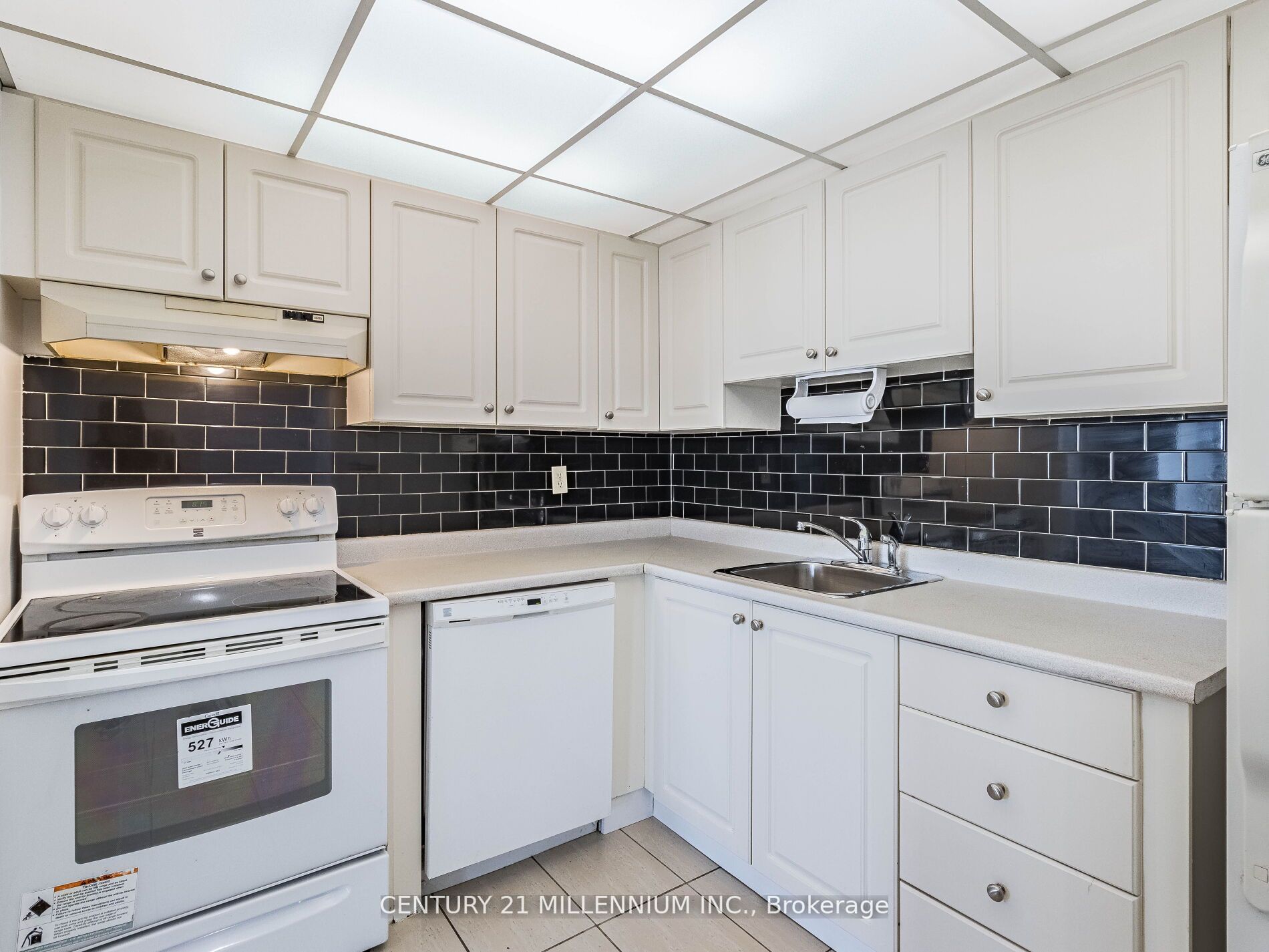 115 Hillcrest Ave, #415