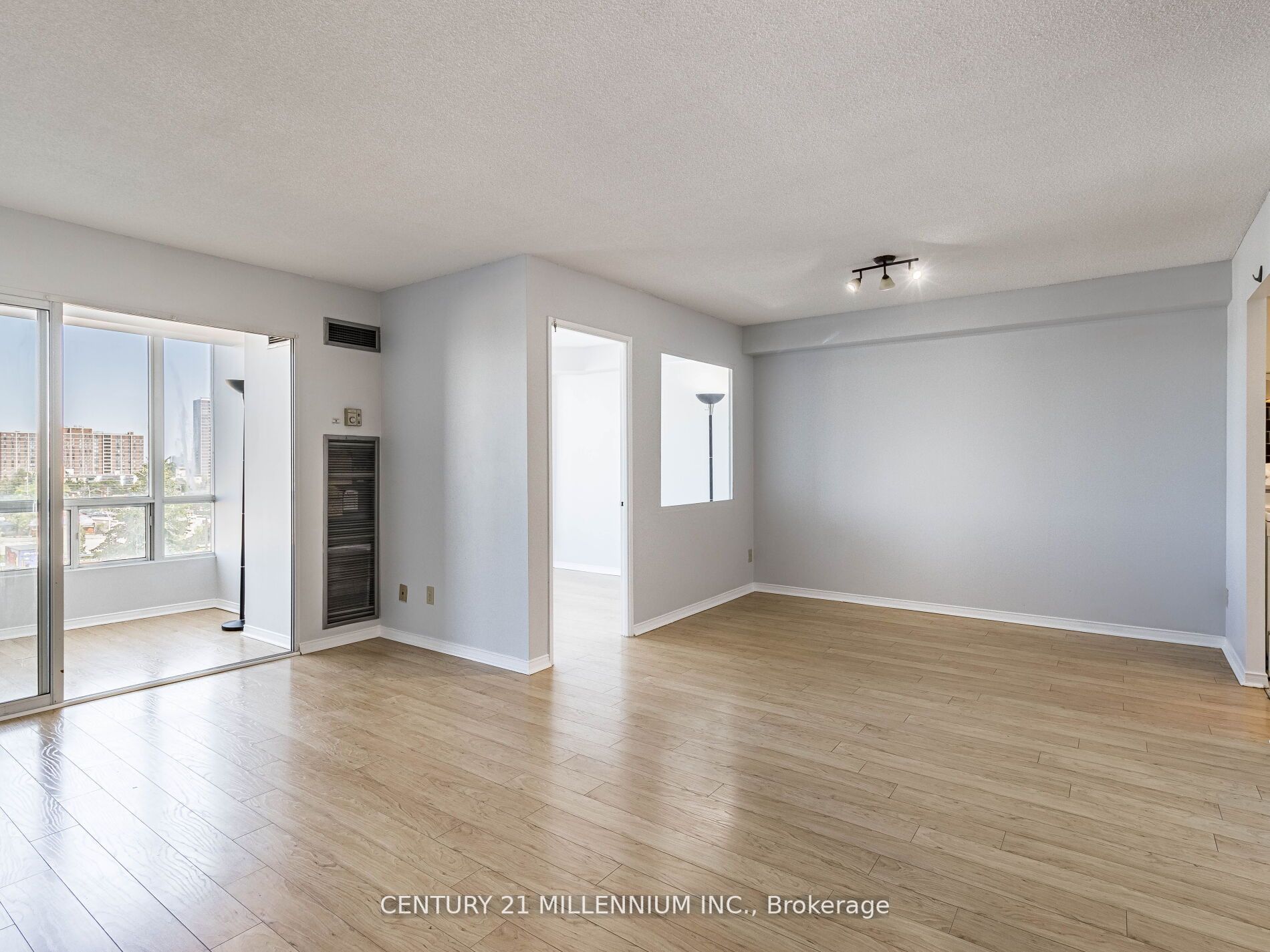 115 Hillcrest Ave, #415