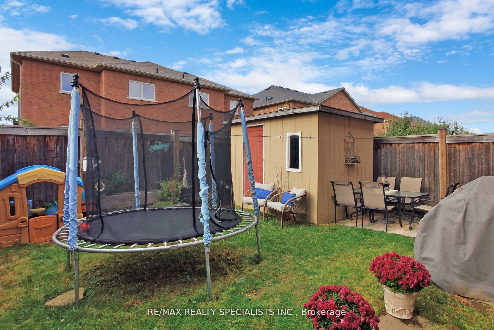 112 Amaranth Cres