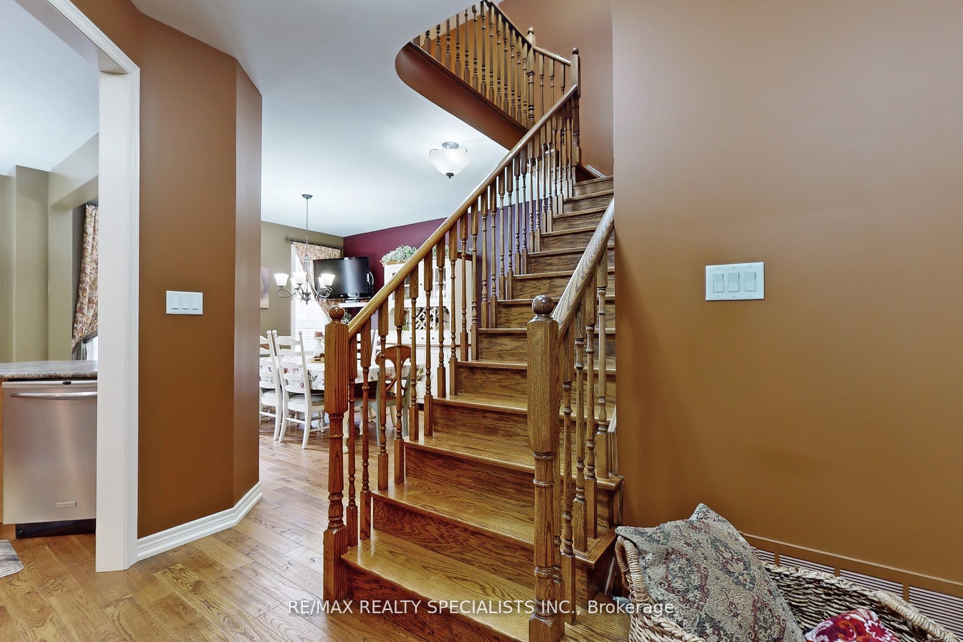 112 Amaranth Cres