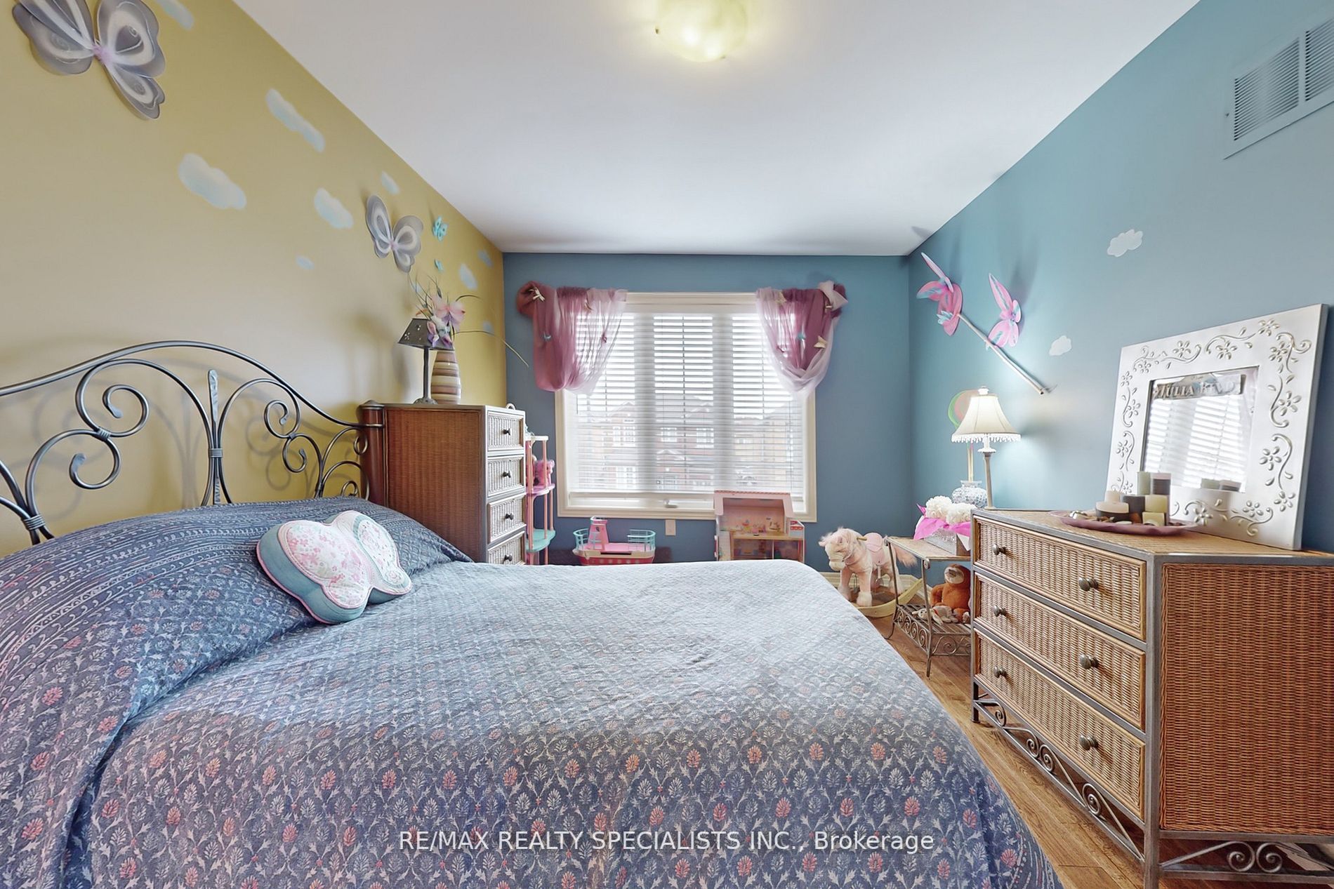 112 Amaranth Cres
