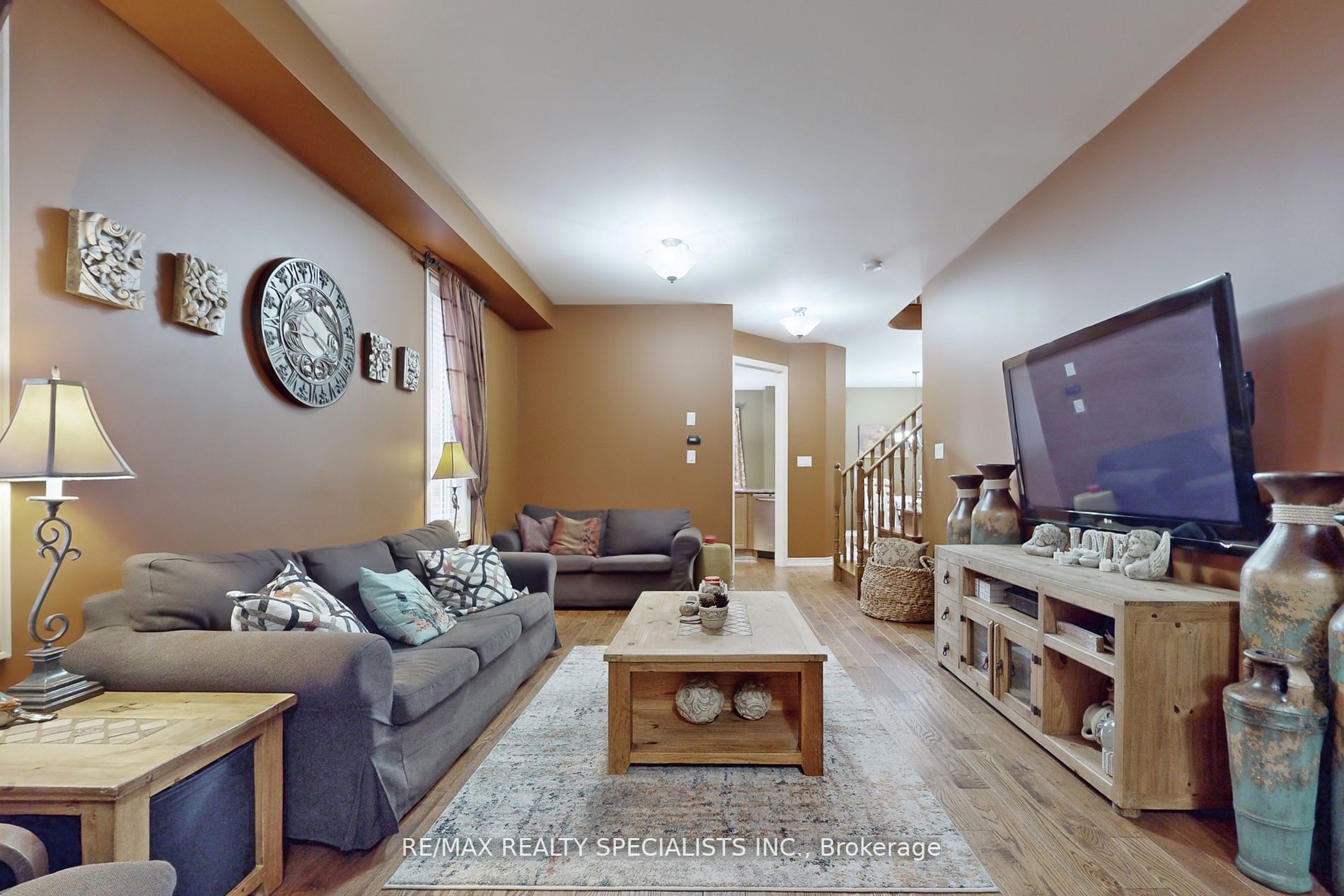 112 Amaranth Cres