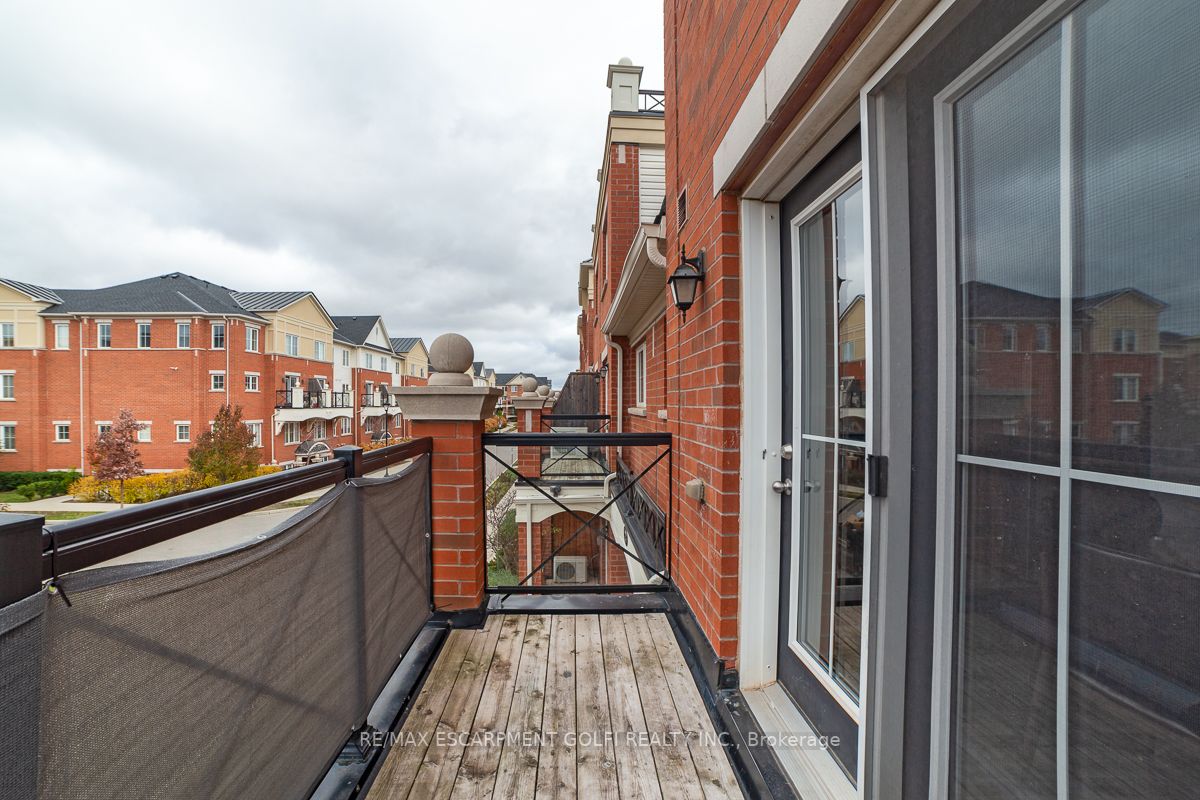 2480 Post Rd, #2