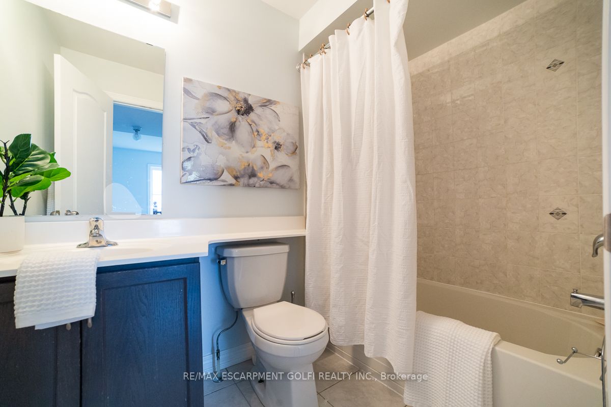 2480 Post Rd, #2
