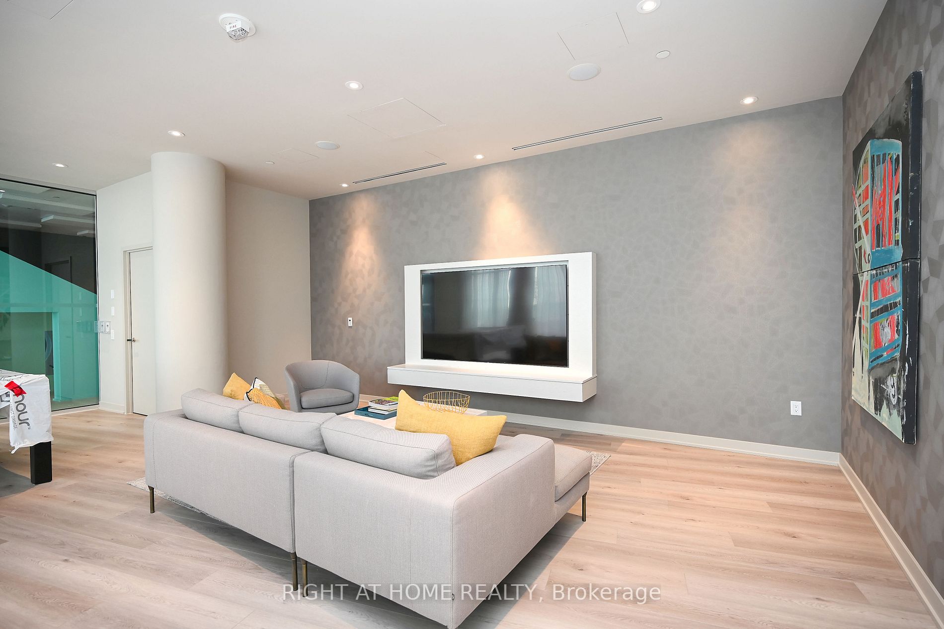 3900 Confederation Pkwy, #5801