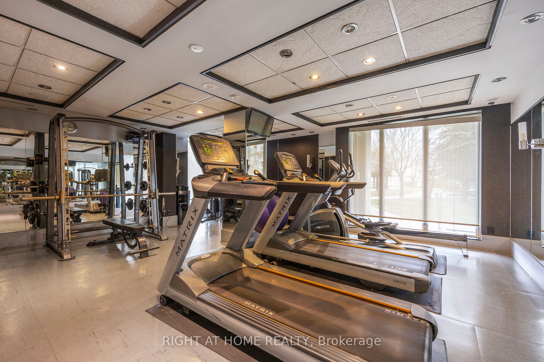 2119 Lake Shore Blvd W, #405