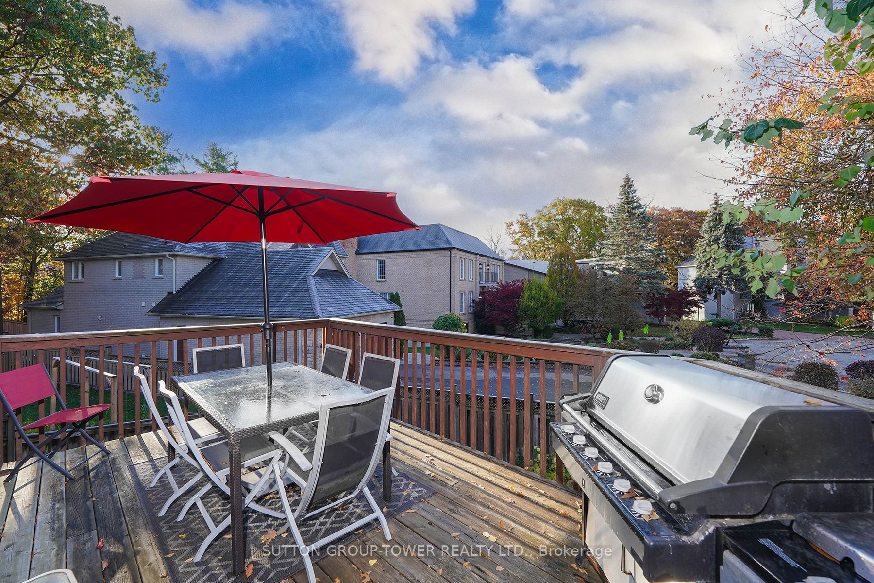 3920 Selkirk Pl