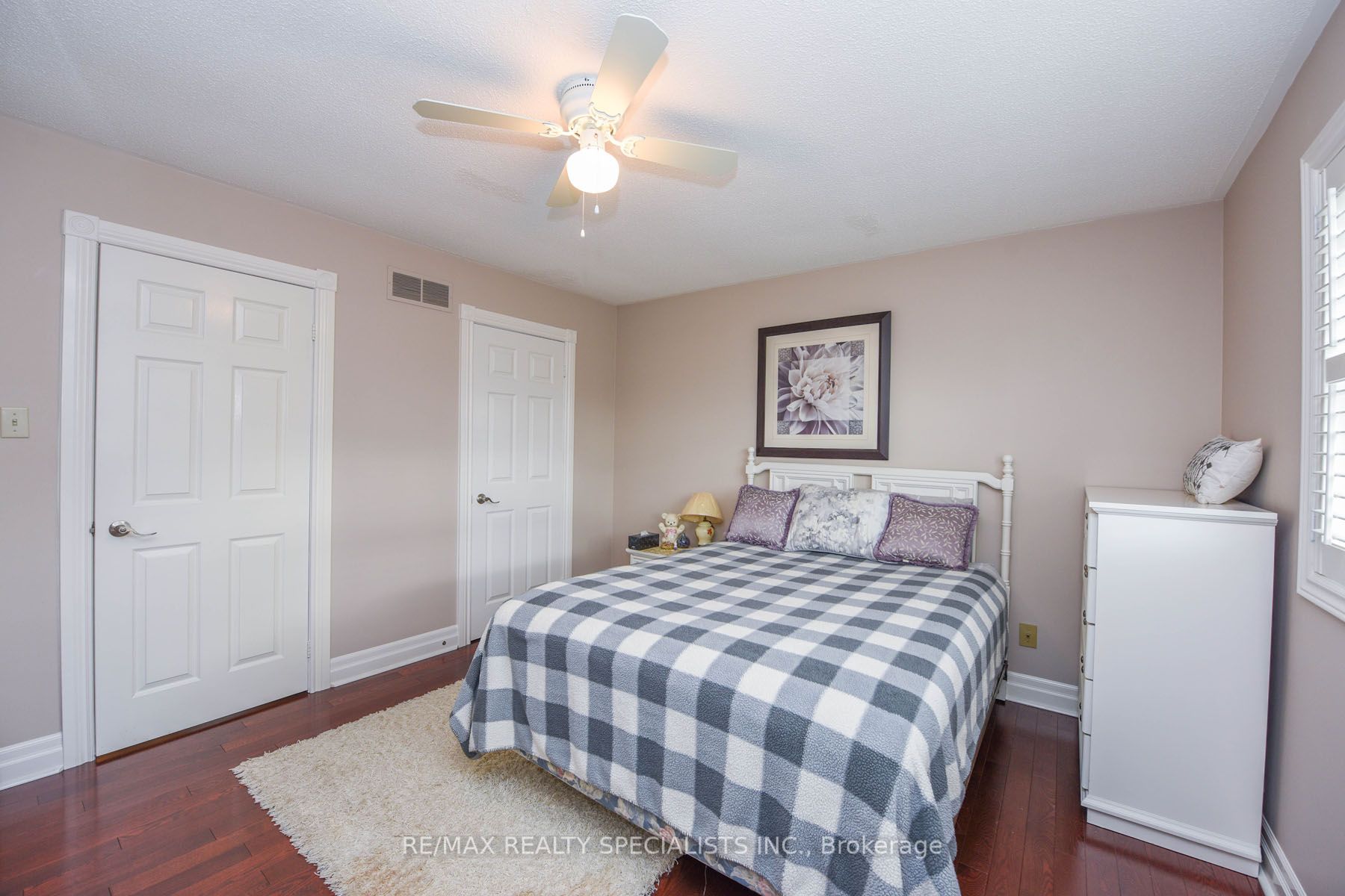 4808 Owl Circ