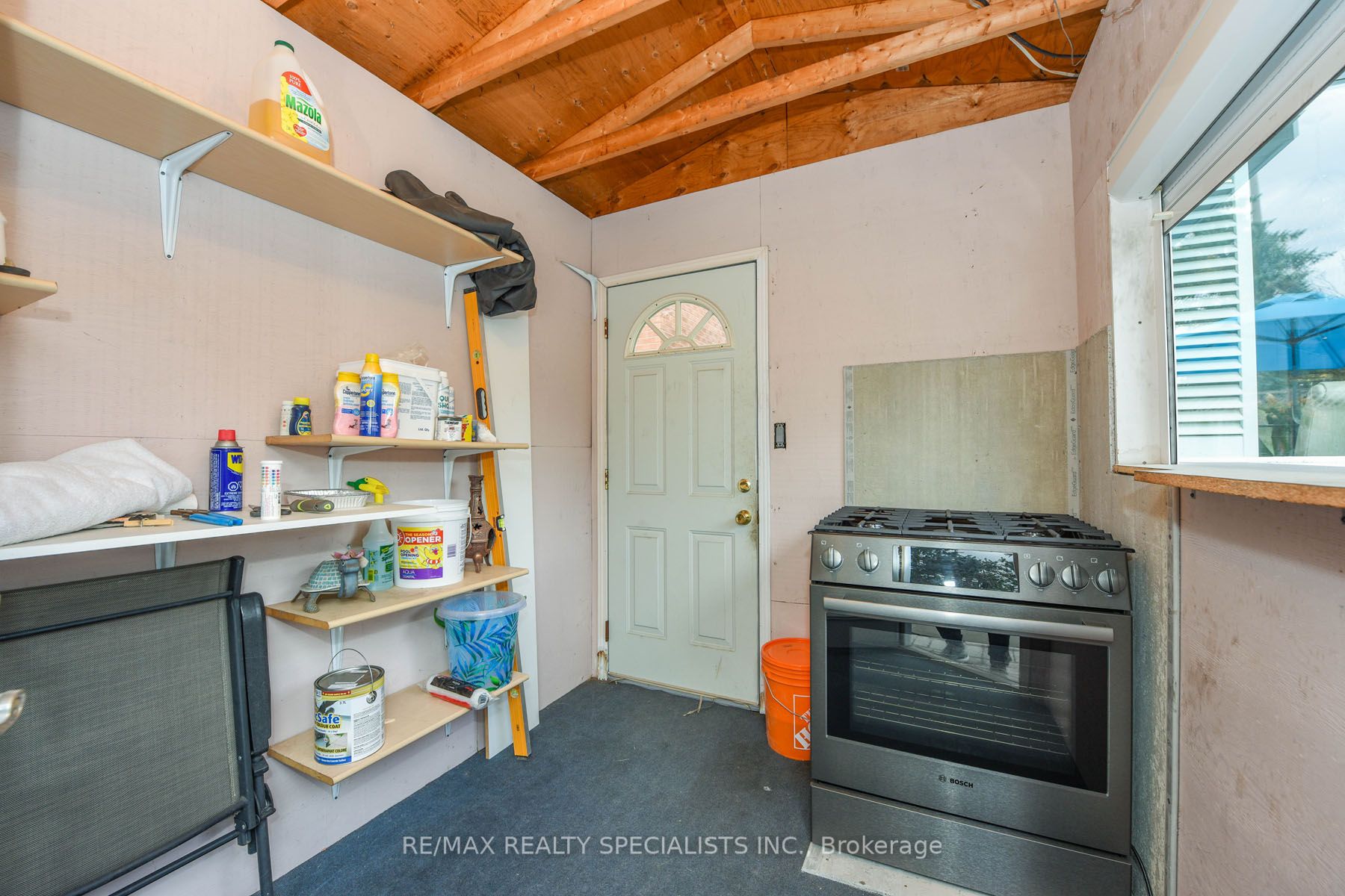 4808 Owl Circ