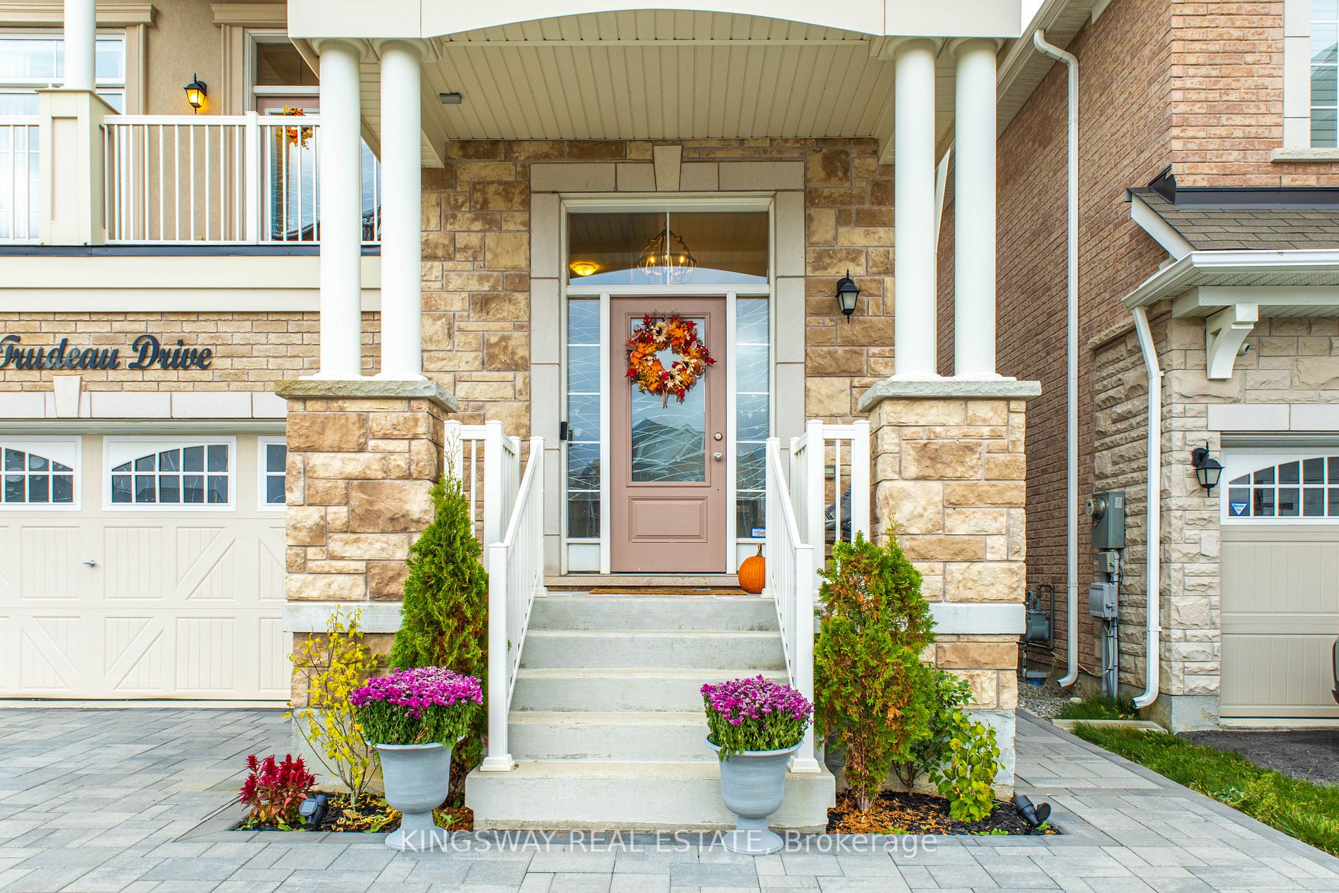 333 Trudeau Dr
