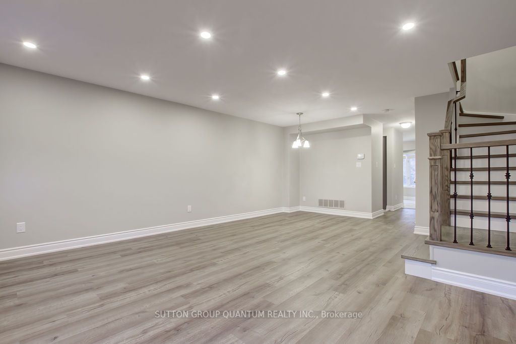 1015 Johnson's Lane, #10
