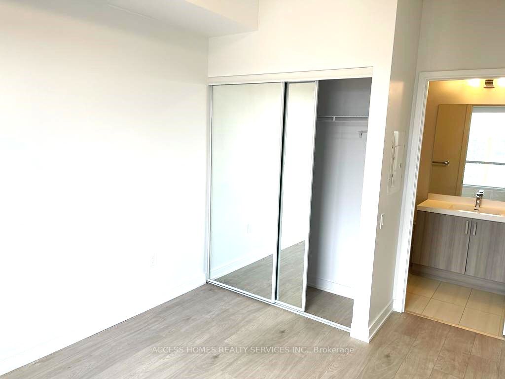 8 Nahani Way, ##2503