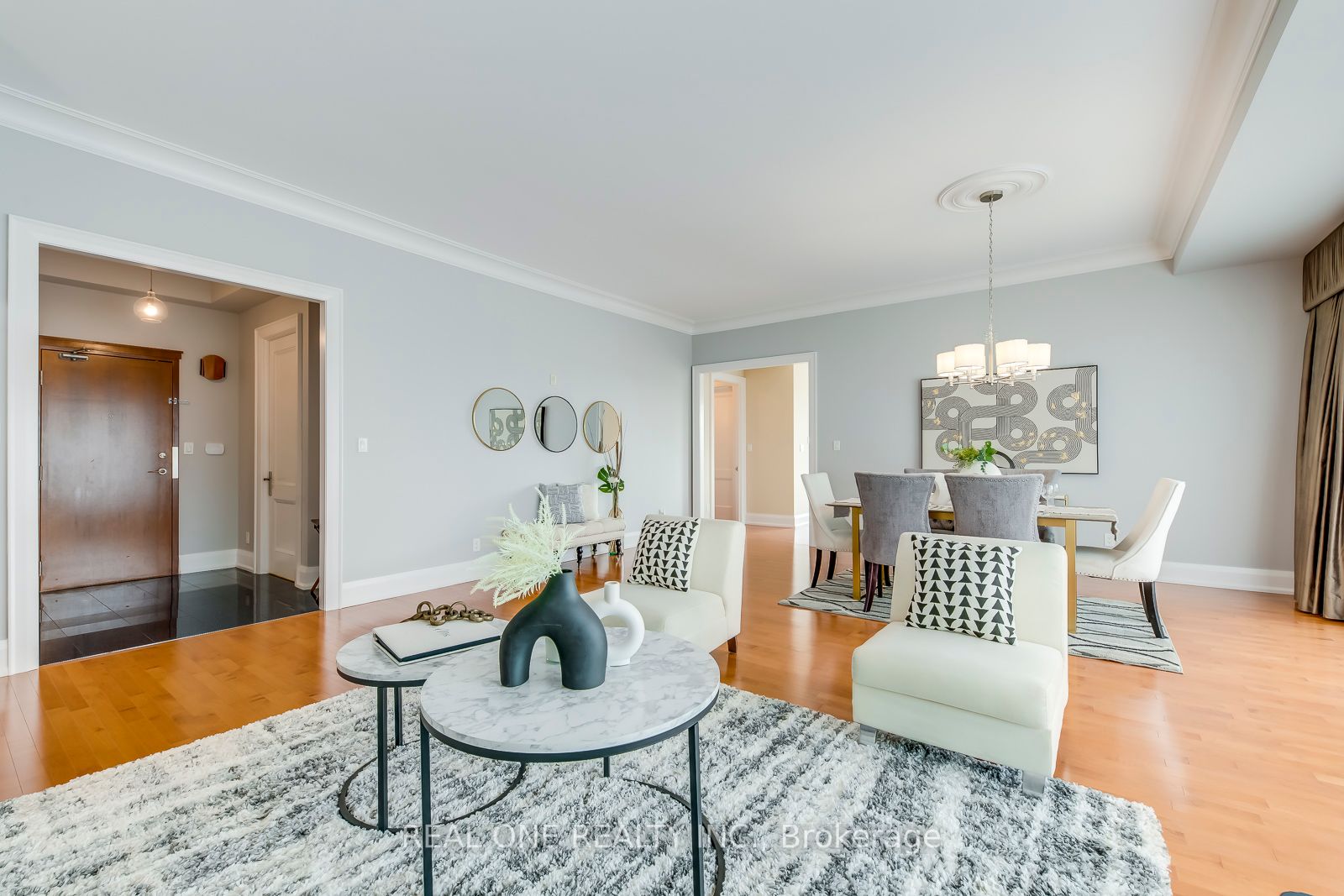 65 Port St E, #604
