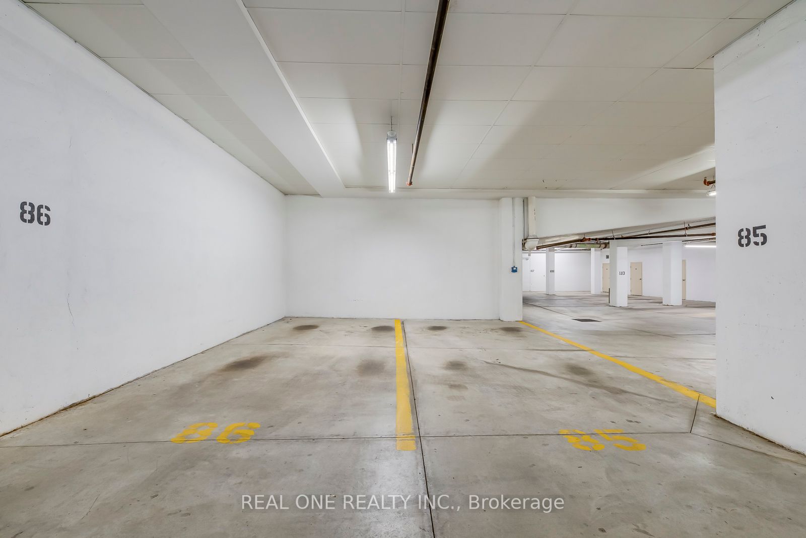 65 Port St E, #604
