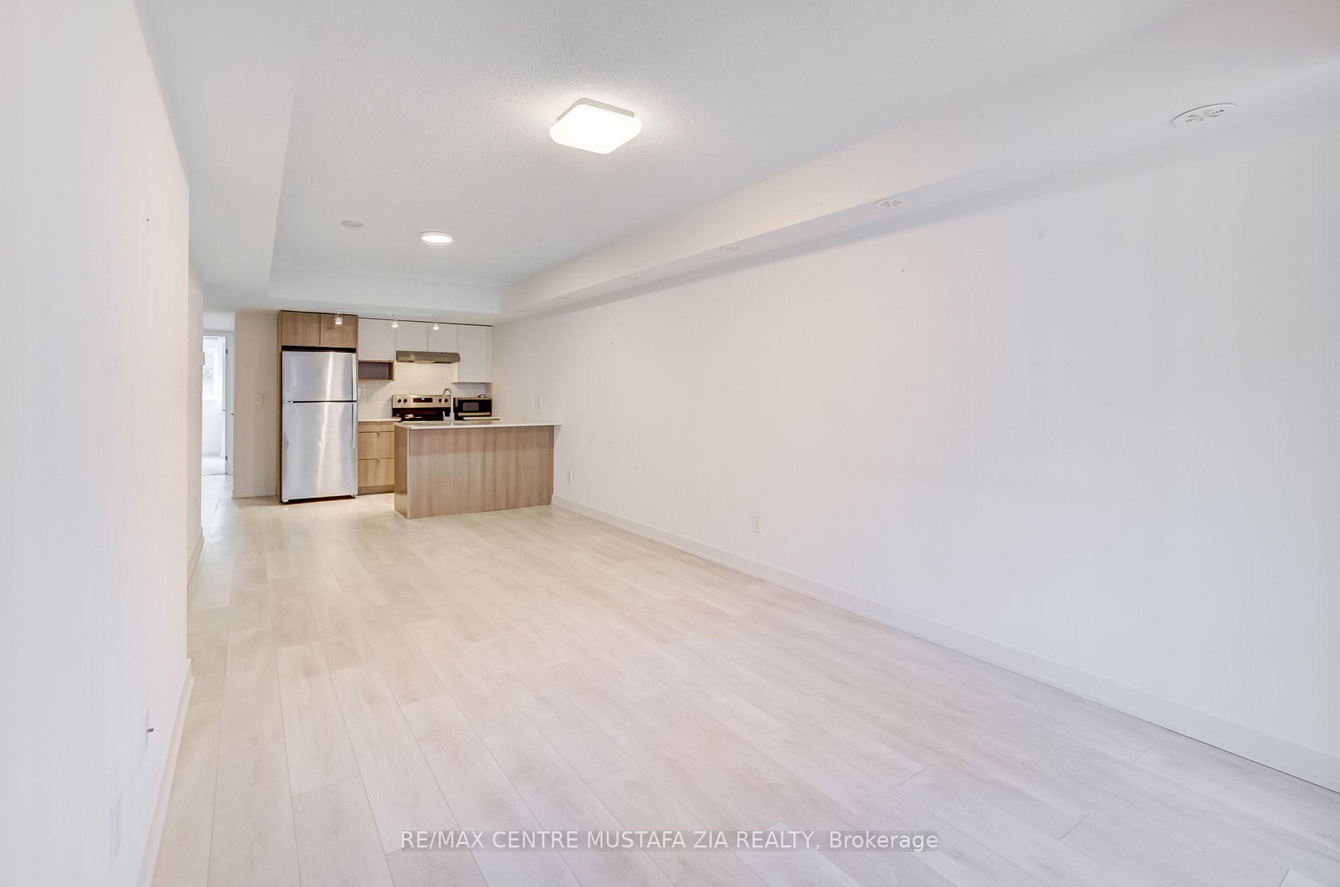 1129 Cooke Blvd, #608