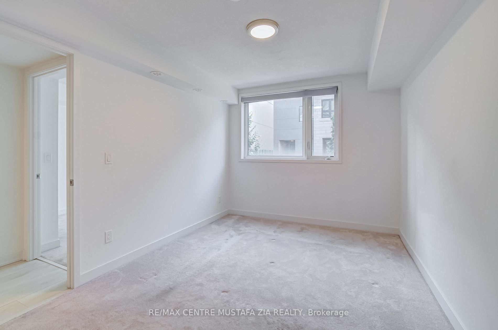 1129 Cooke Blvd, #608
