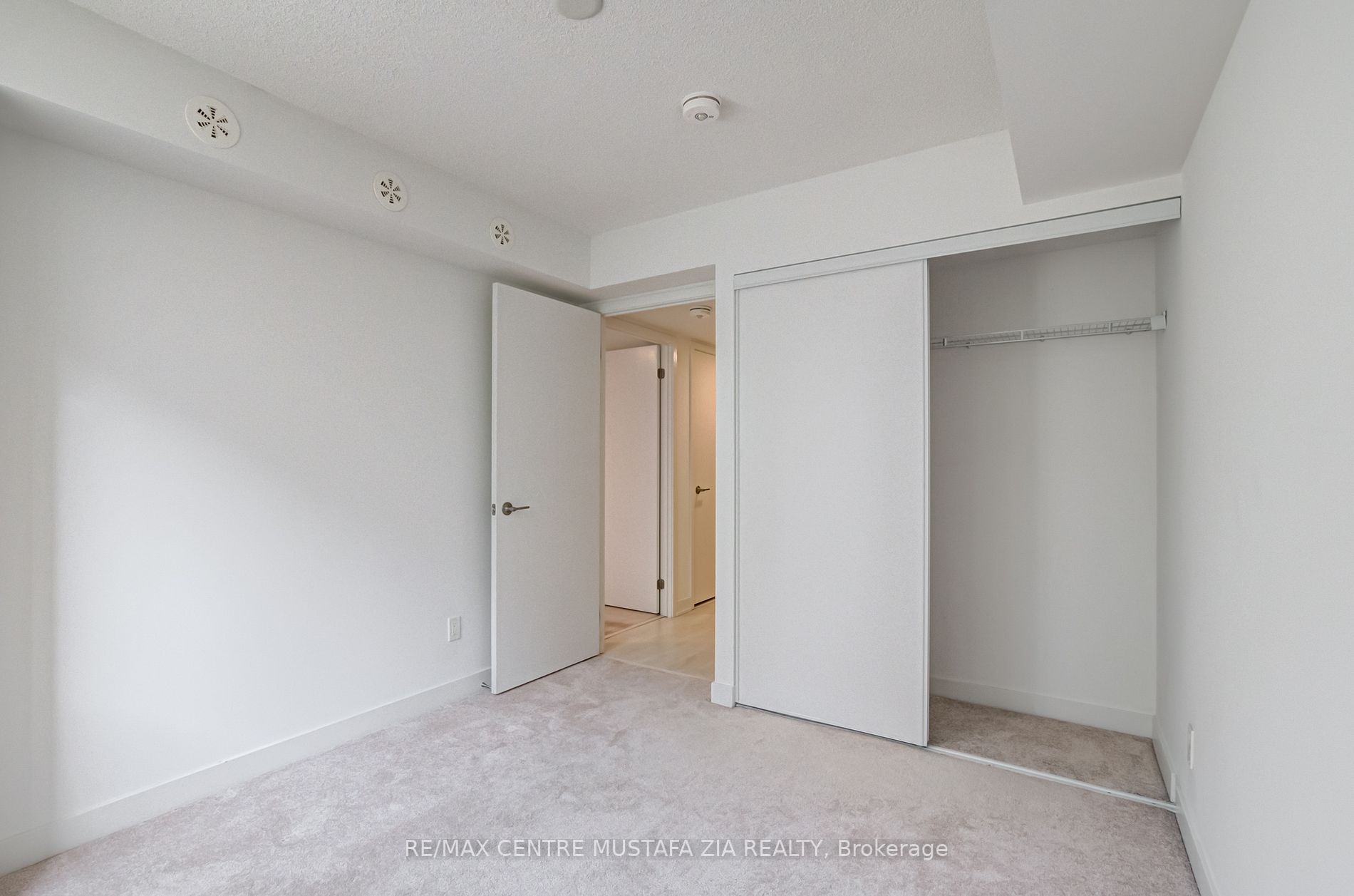 1129 Cooke Blvd, #608