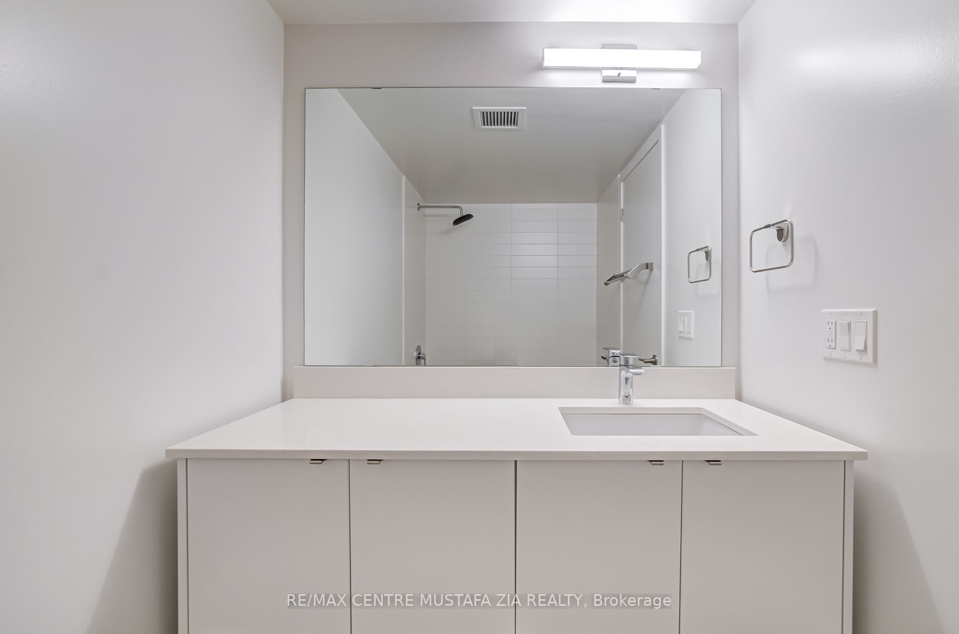 1129 Cooke Blvd, #608