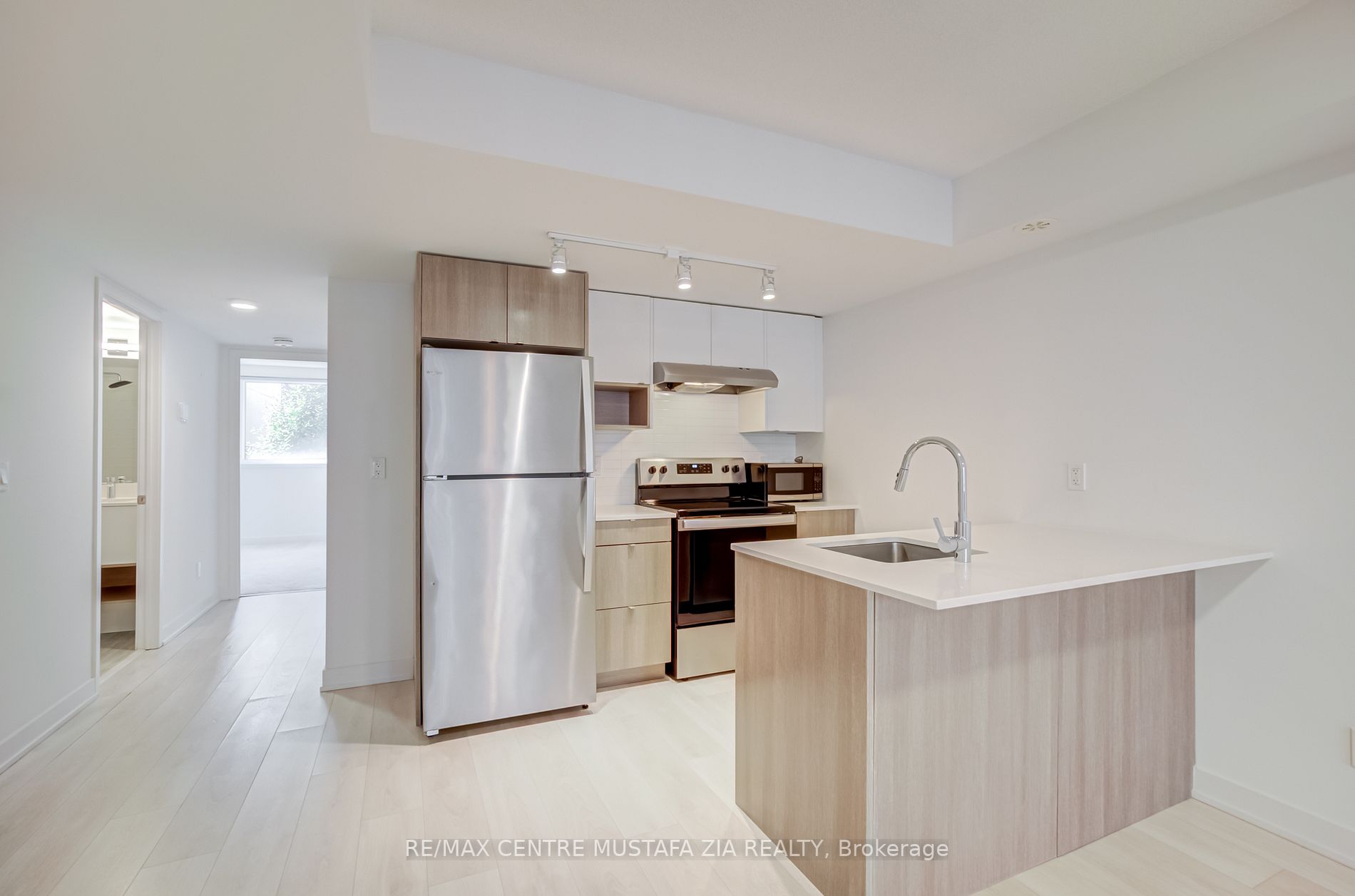 1129 Cooke Blvd, #608