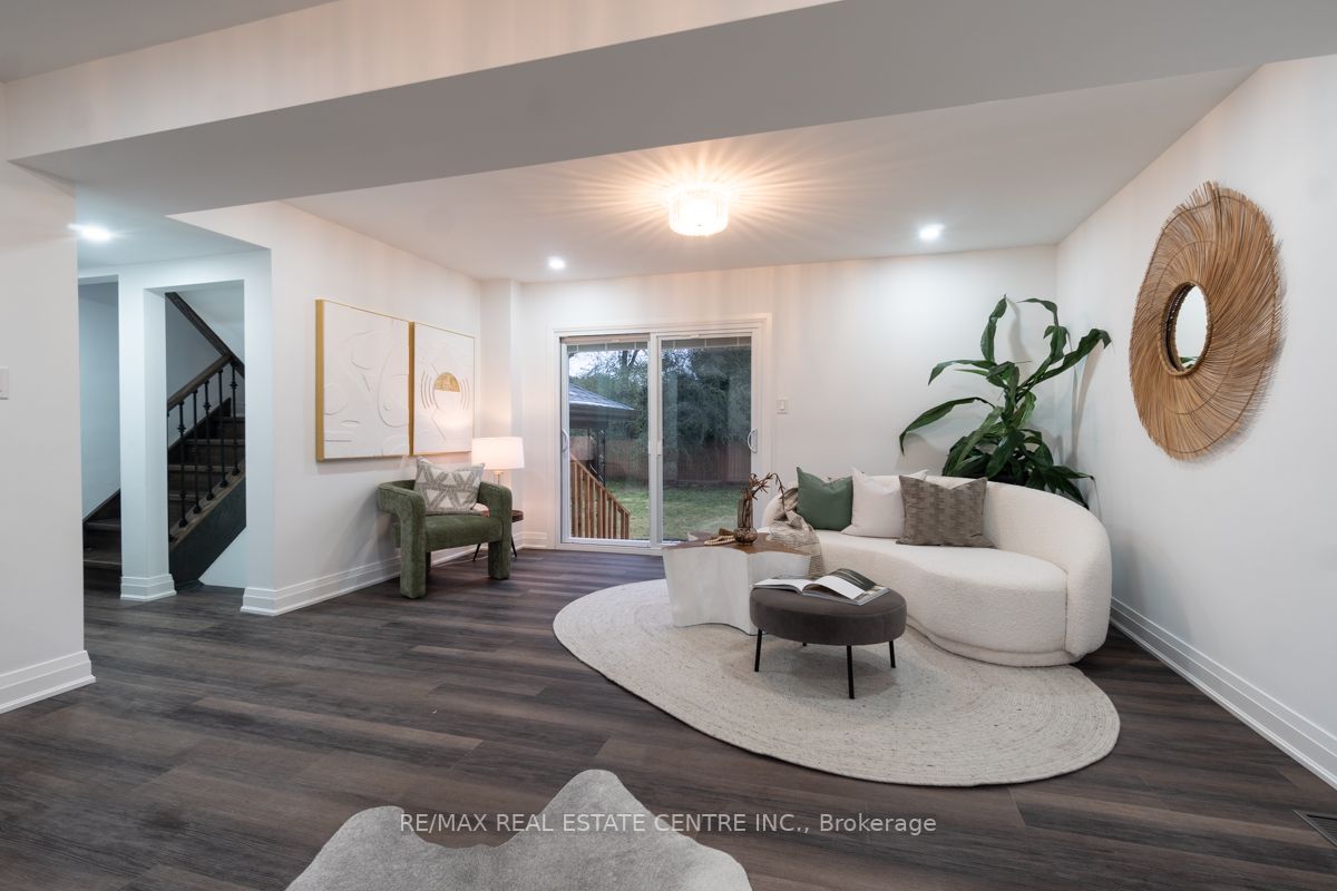 312 Mallard Ave