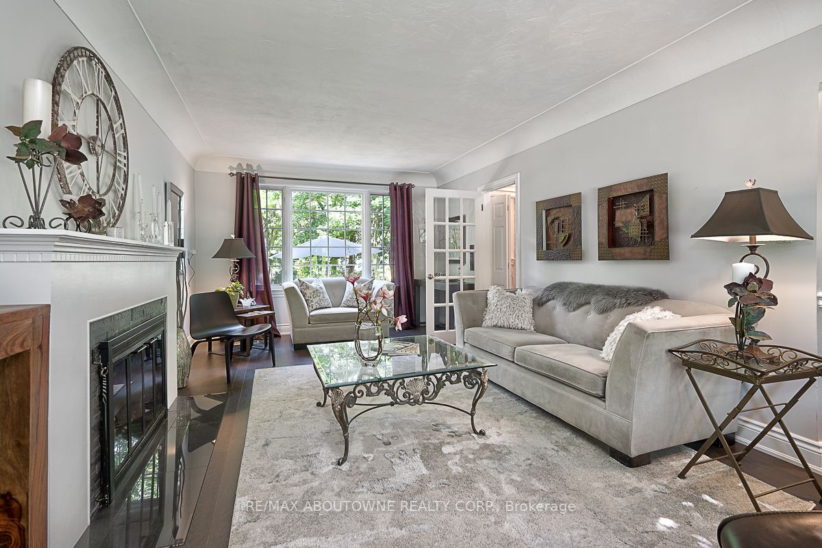 234 River Side Dr