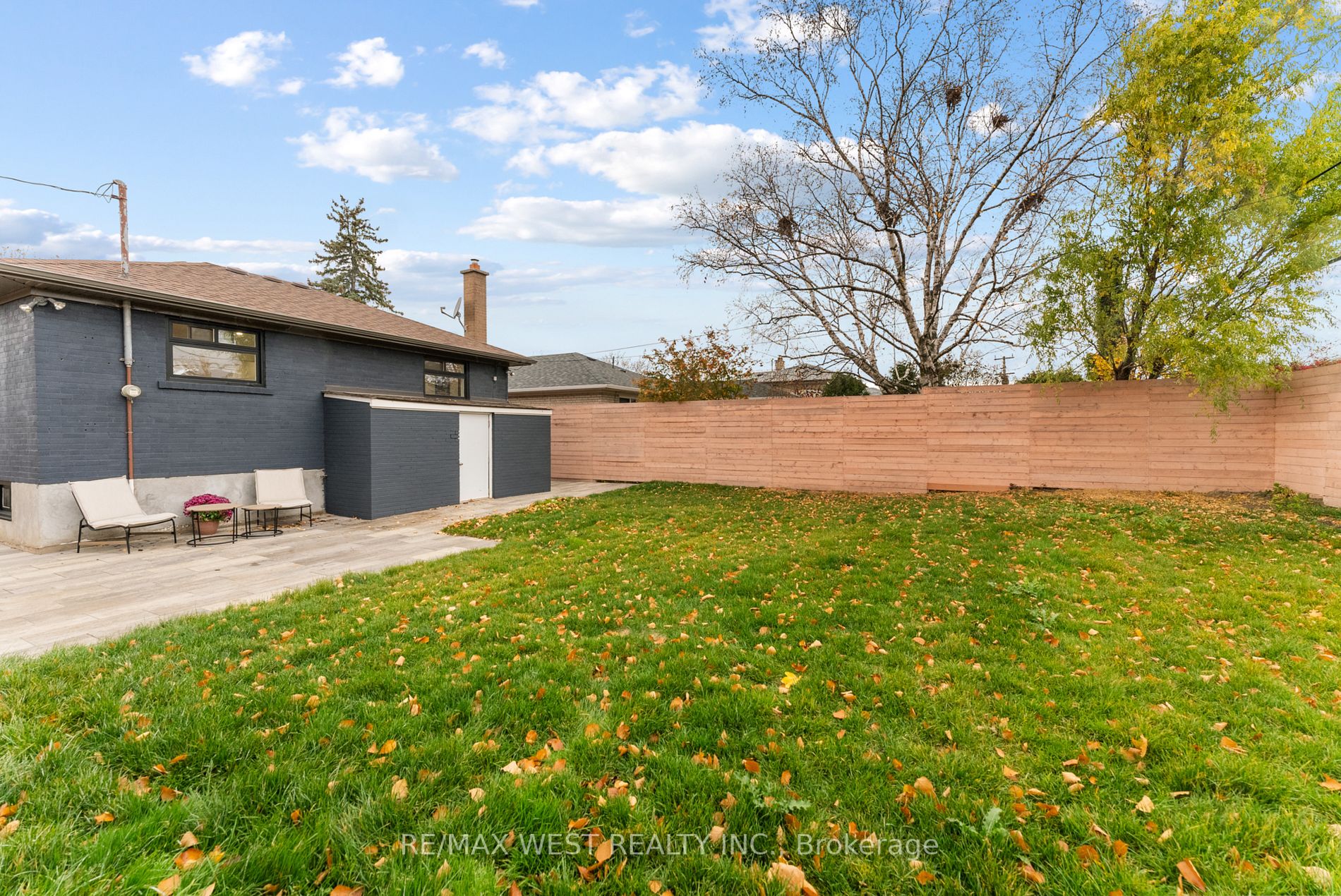 5 Buckley Cres