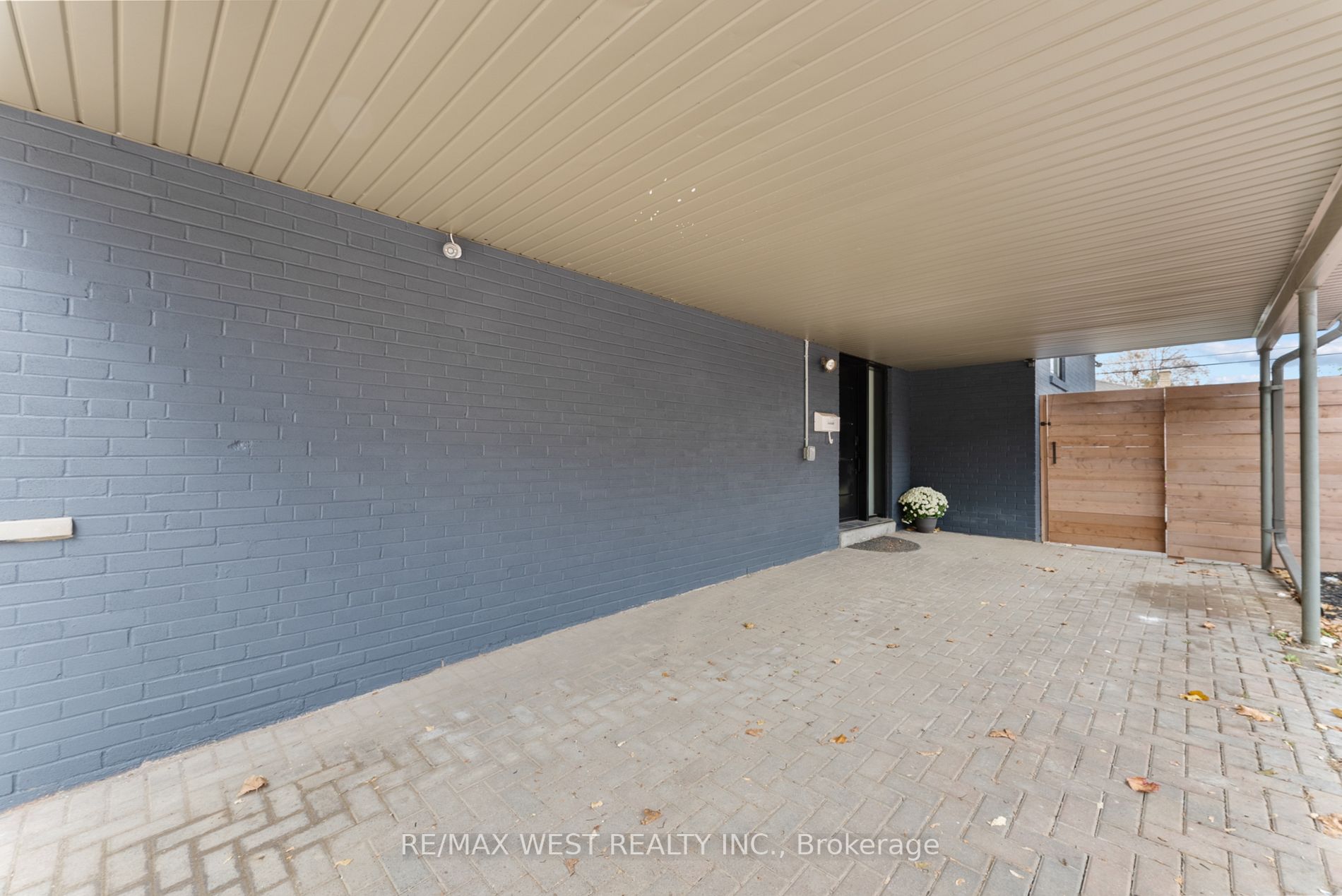 5 Buckley Cres