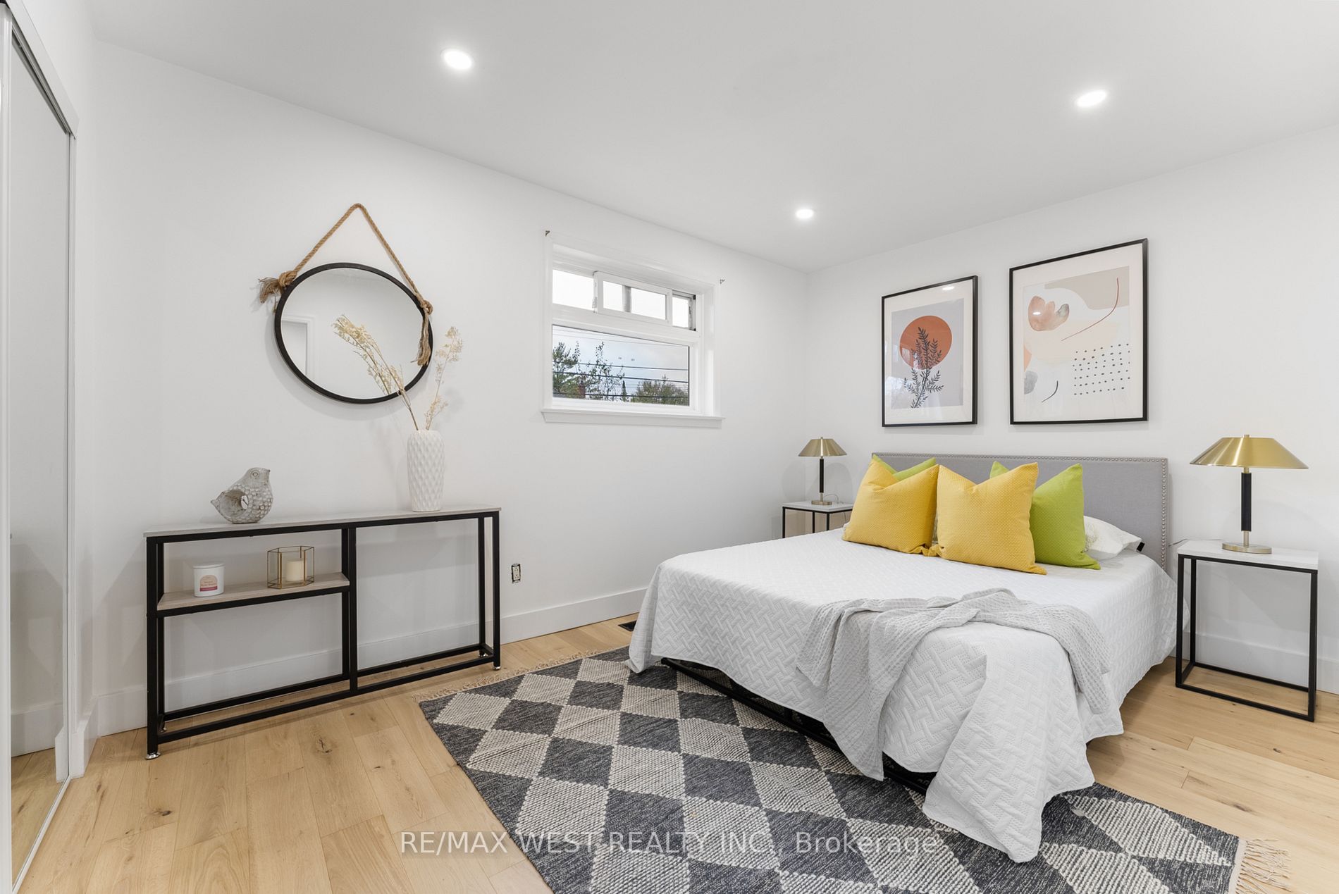 5 Buckley Cres