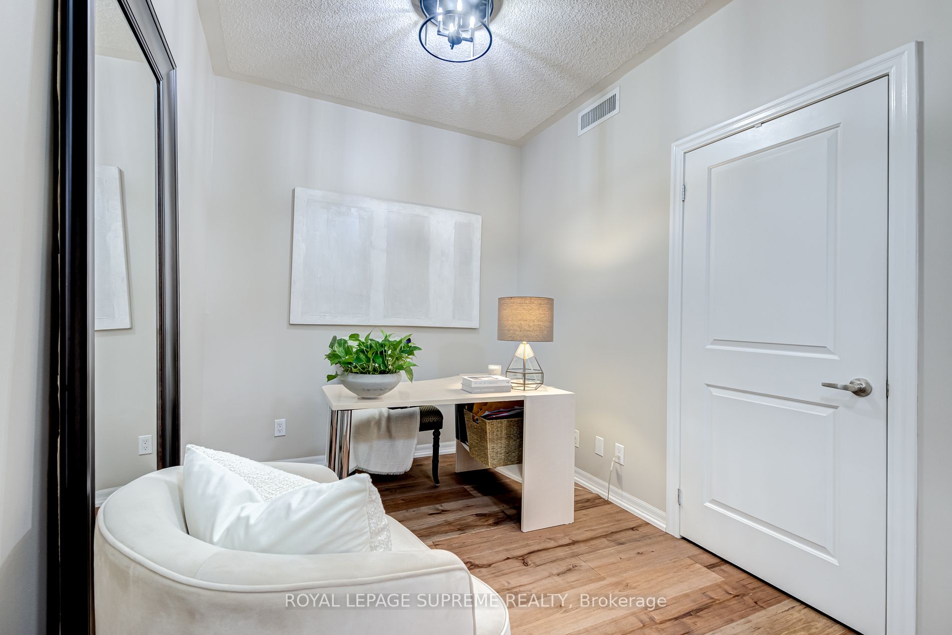 245 Dalesford Rd, #107