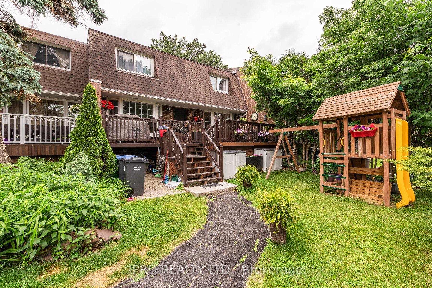 2080 Millway Gate