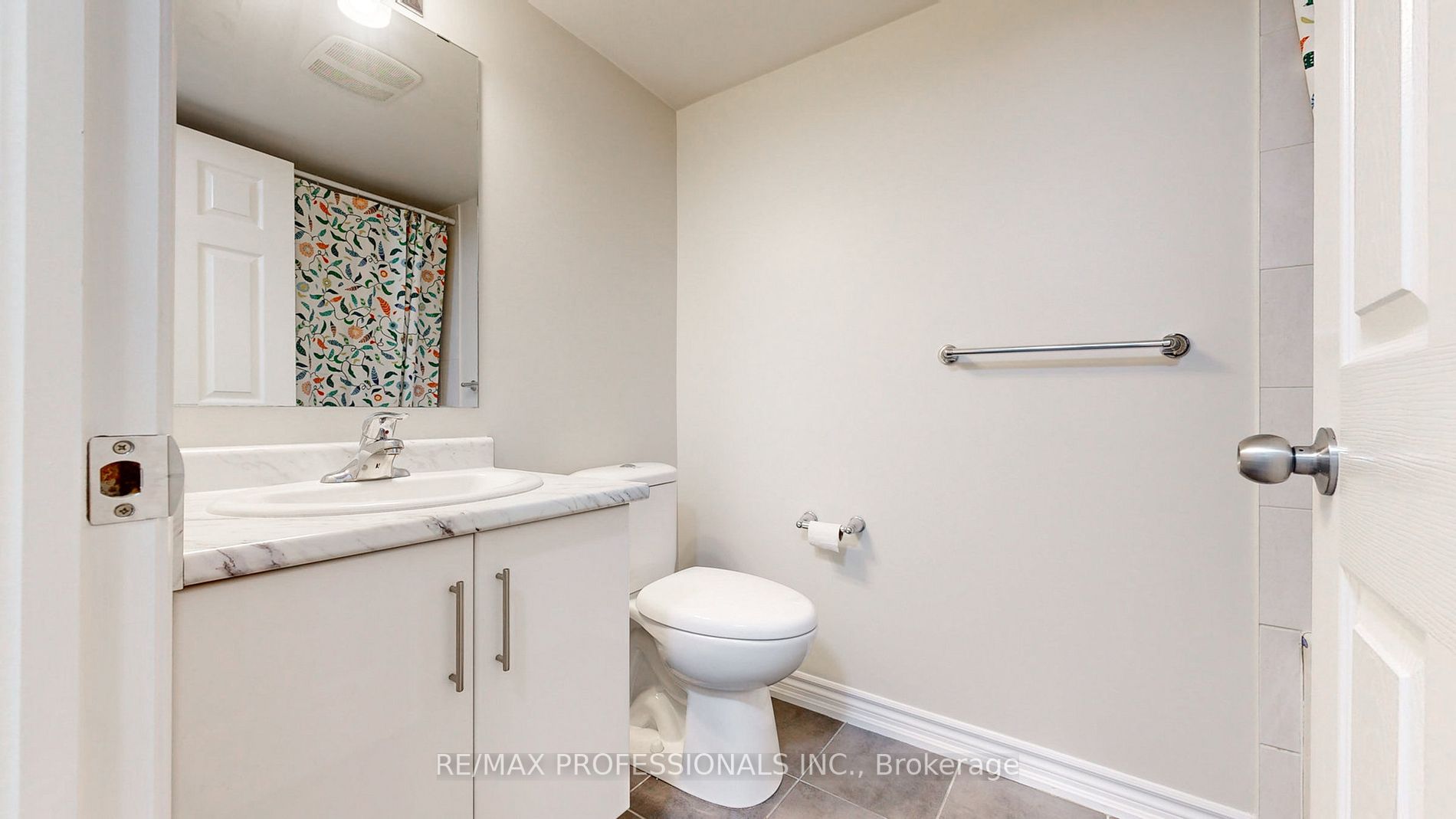 20 Carnation Avenue, #48