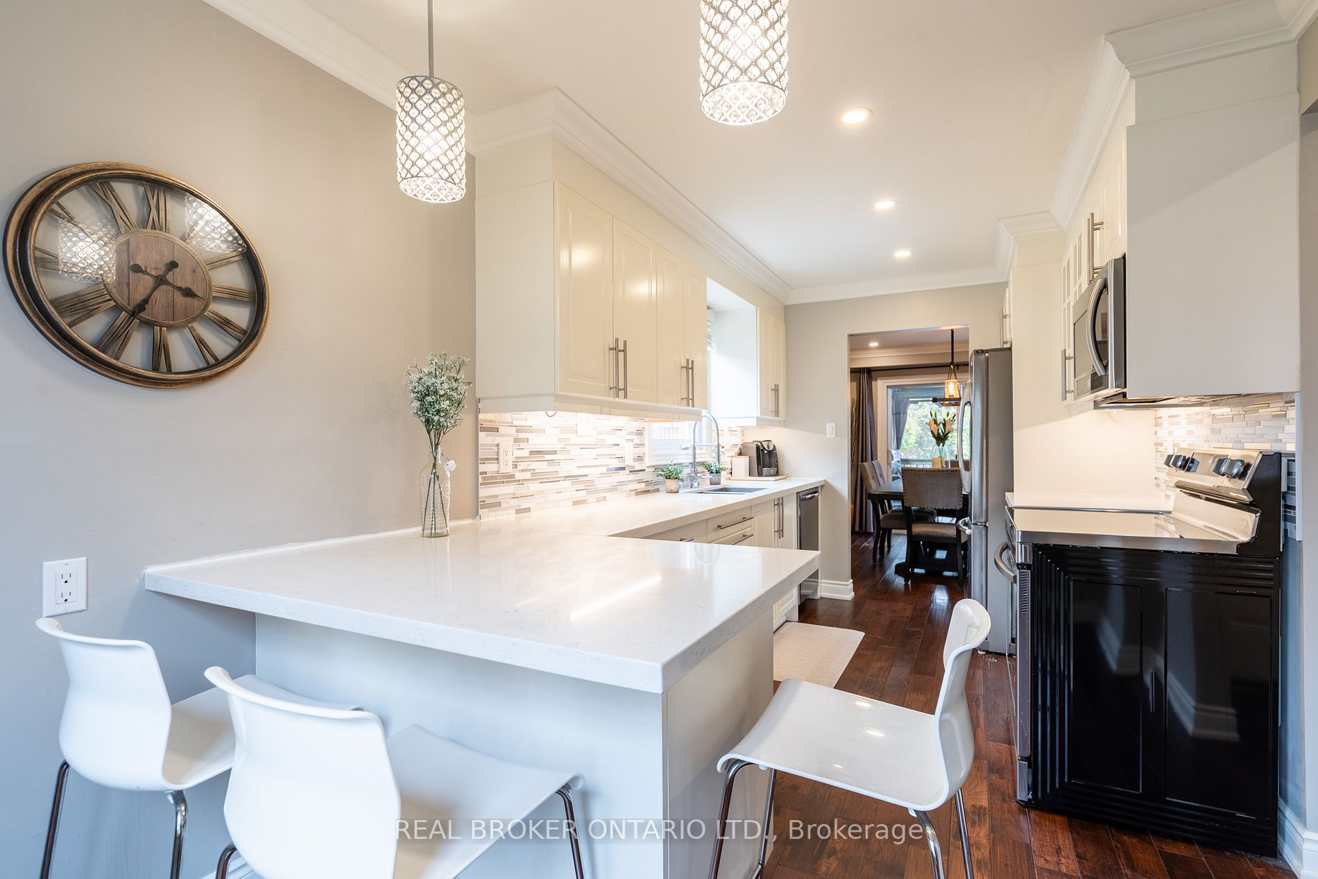 3111 Autumn Hill Cres