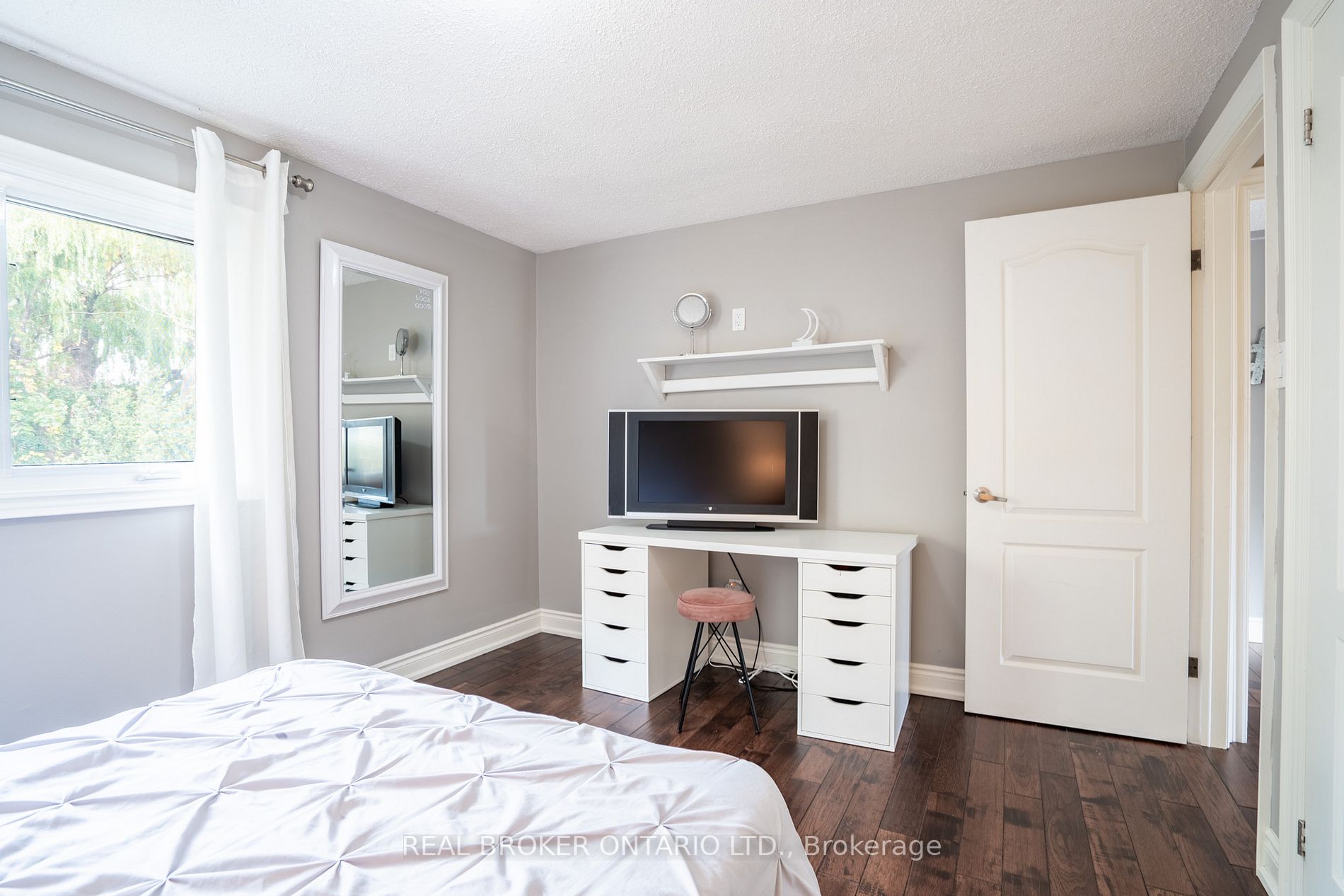 3111 Autumn Hill Cres