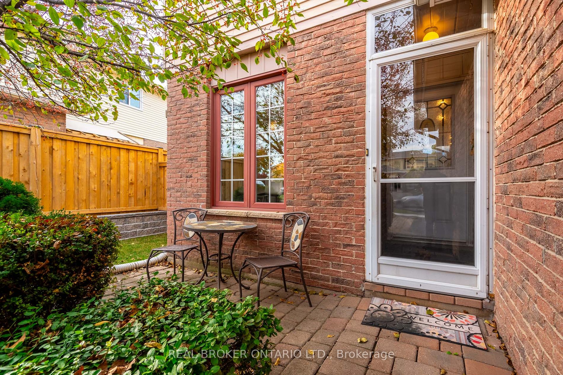 3111 Autumn Hill Cres