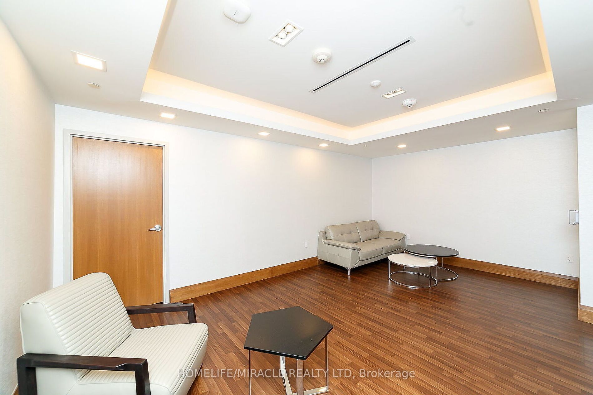 20 Shore Breeze Drive, #609
