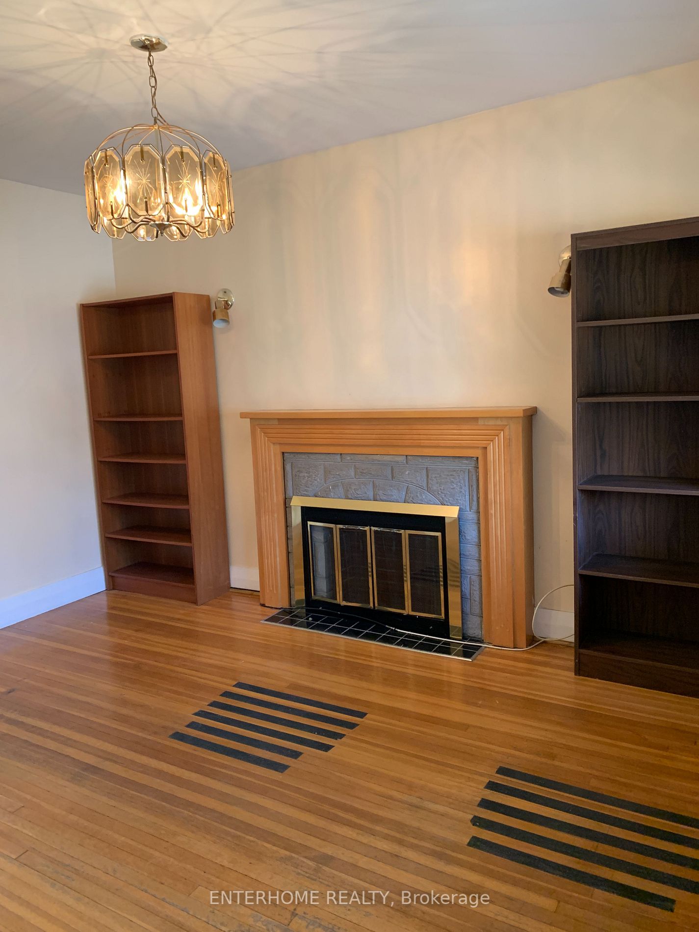 33 Kirknewton Rd