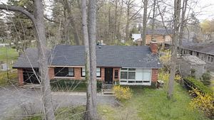 276 Lakeshore Road W