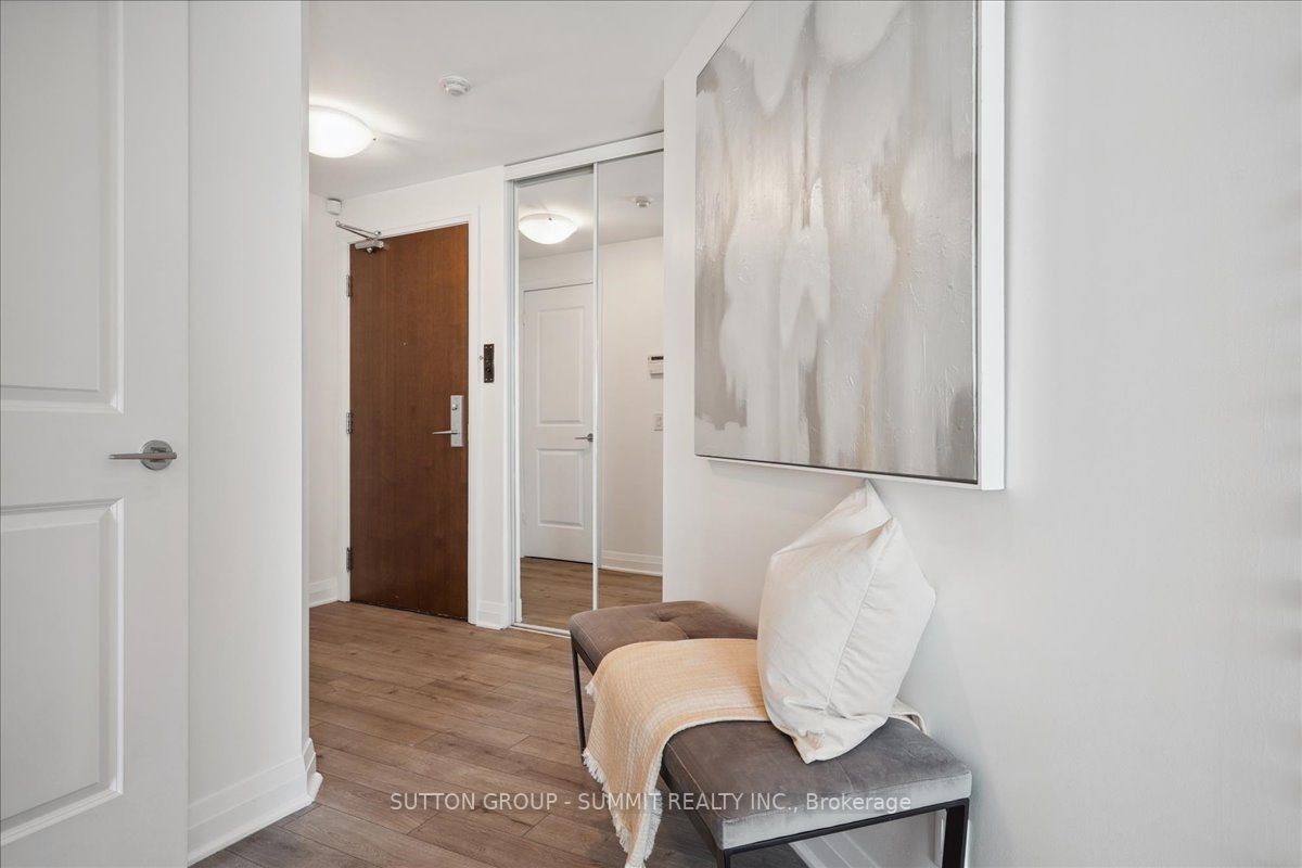 1055 Southdown Rd, #703
