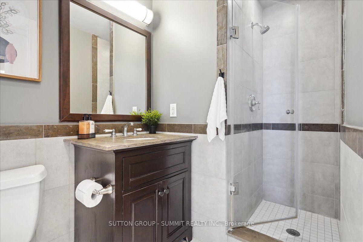 1055 Southdown Rd, #703