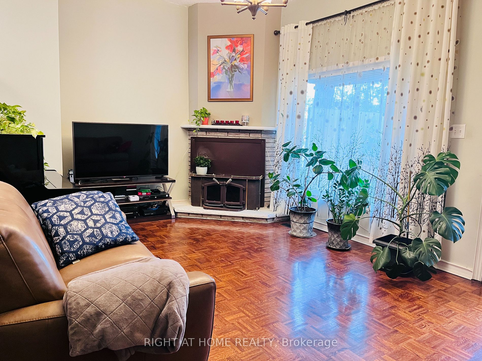 1051 Cedarglen Gate, #15