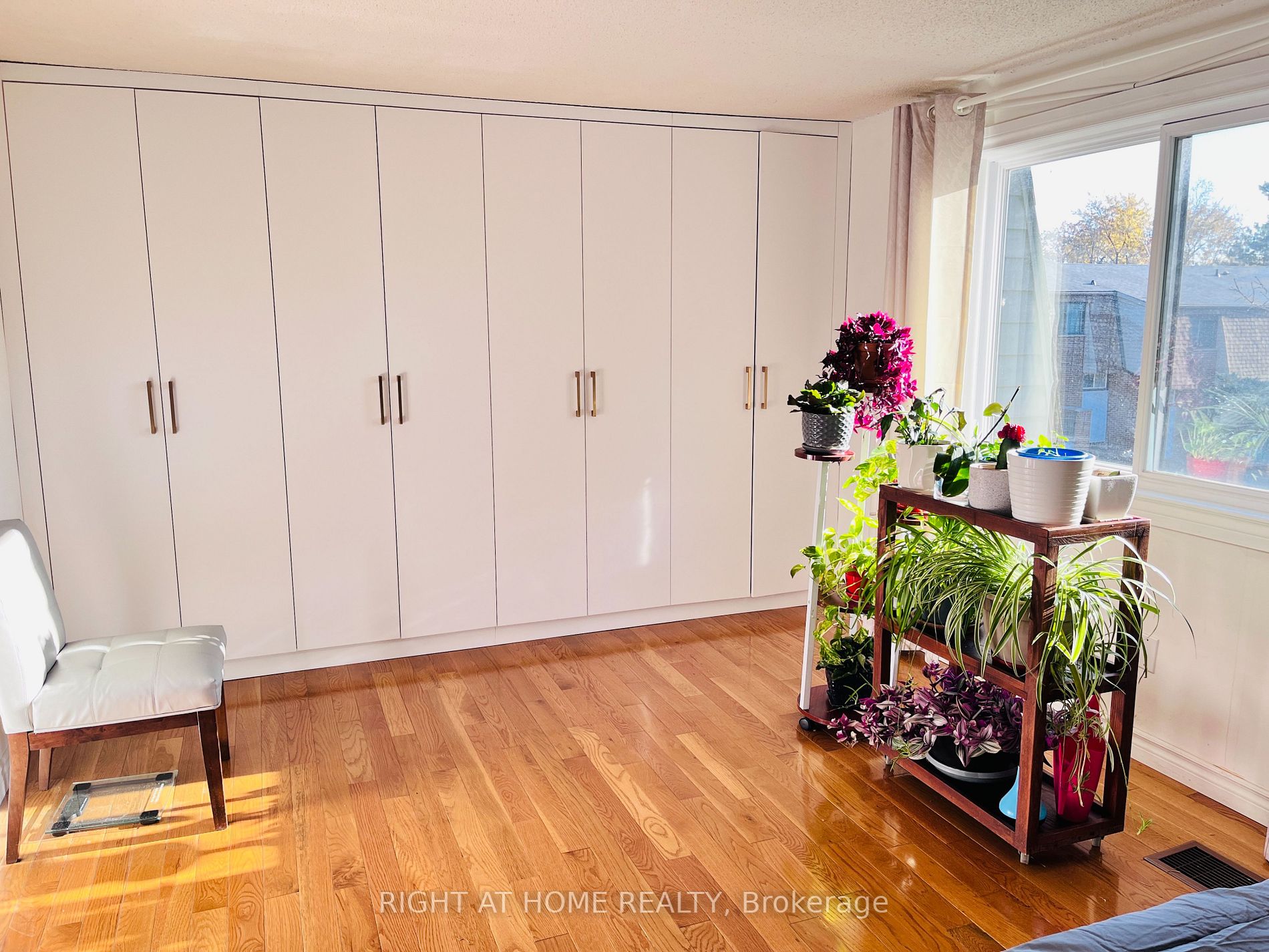 1051 Cedarglen Gate, #15