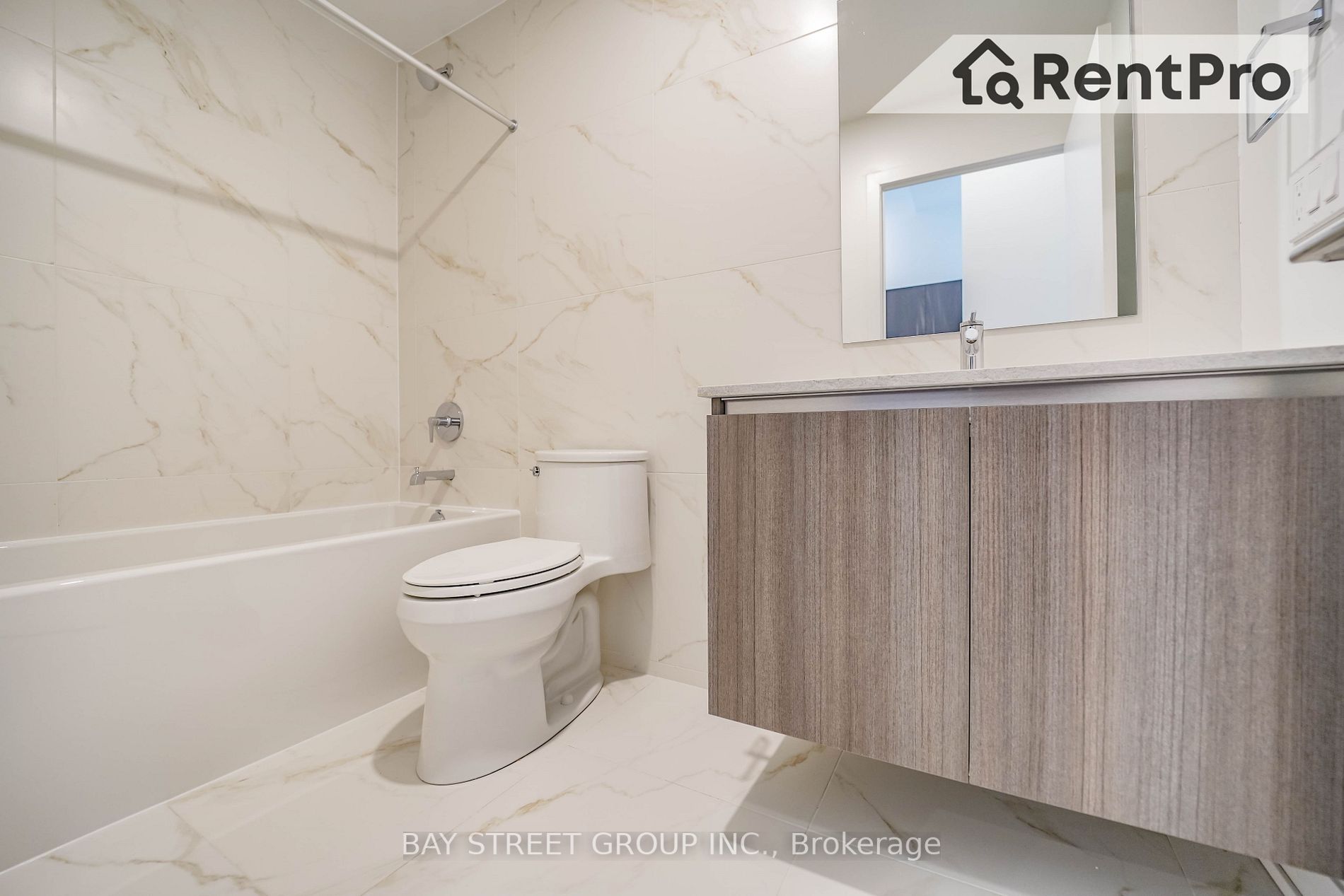 407 Dundas St W, #120