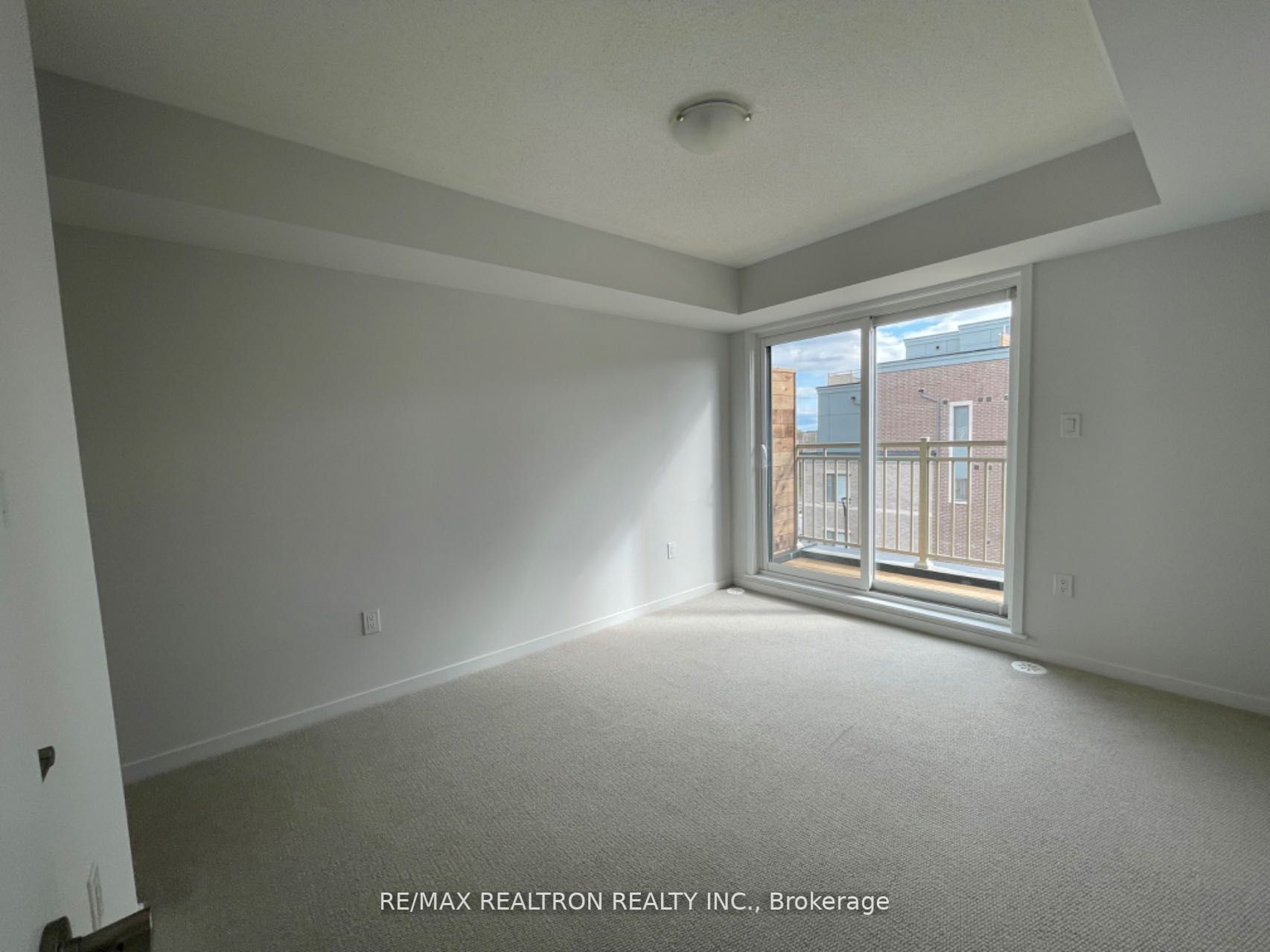10 Lloyd Janes Lane, #187