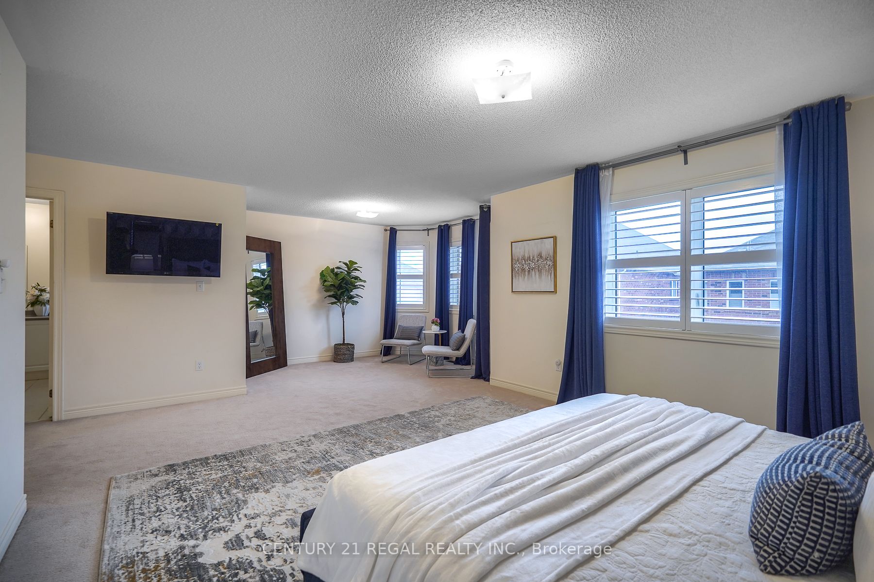 336 Michener Pl