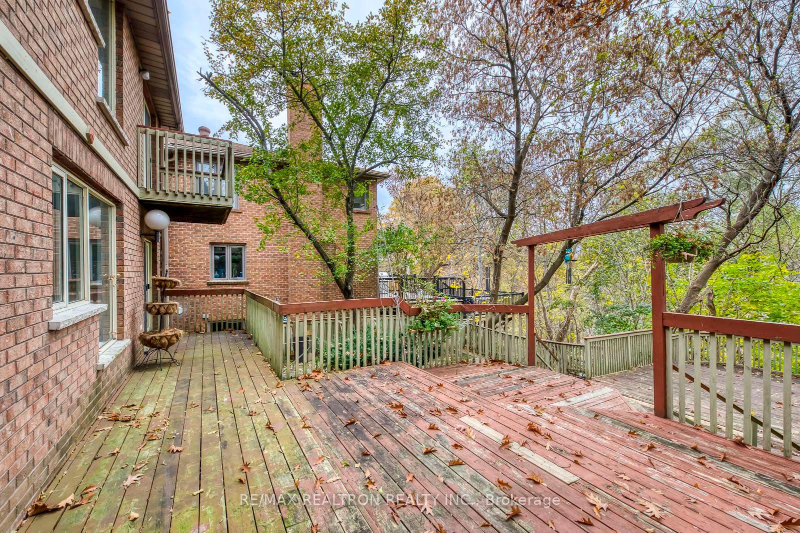 44 Oakfield Dr