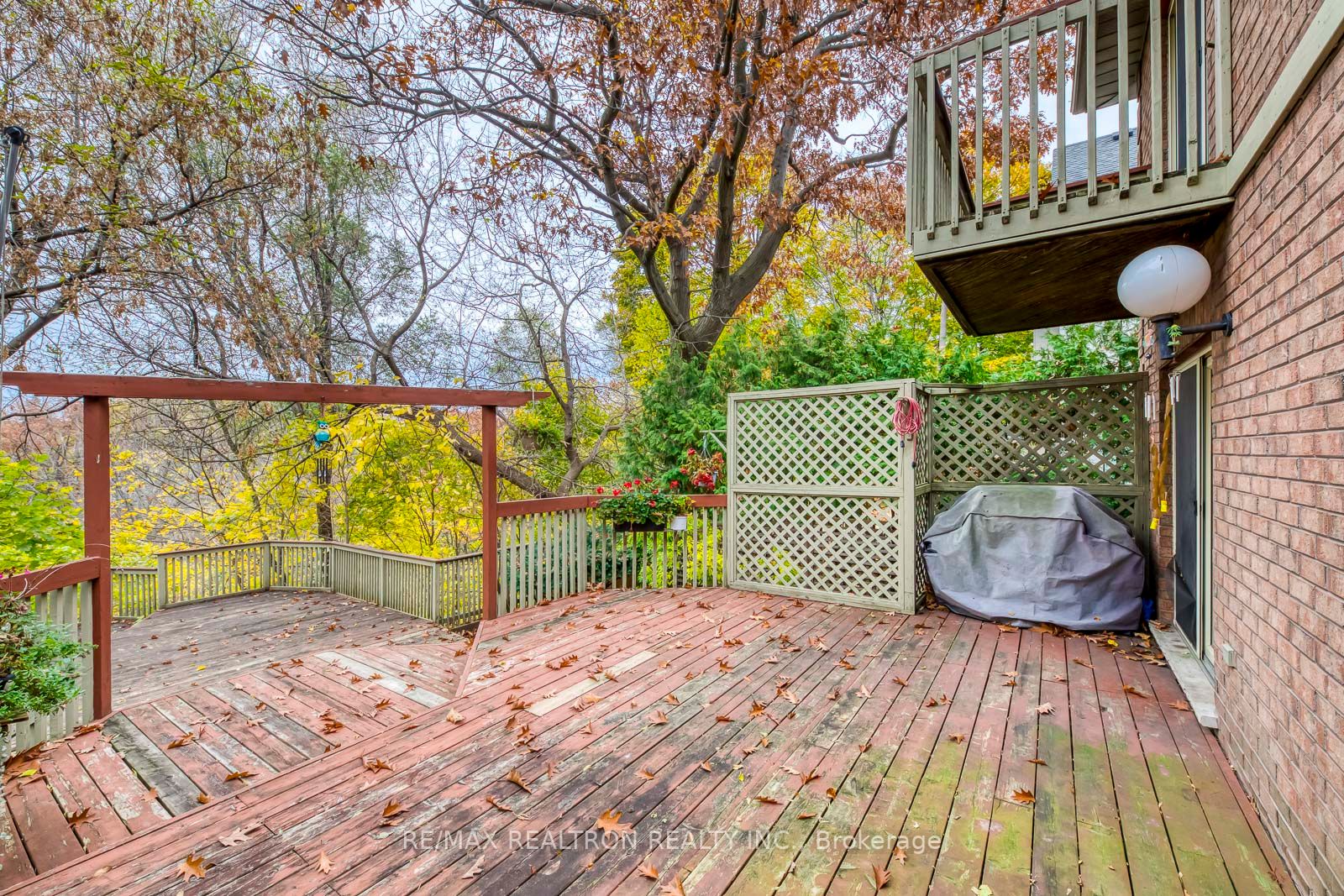 44 Oakfield Dr