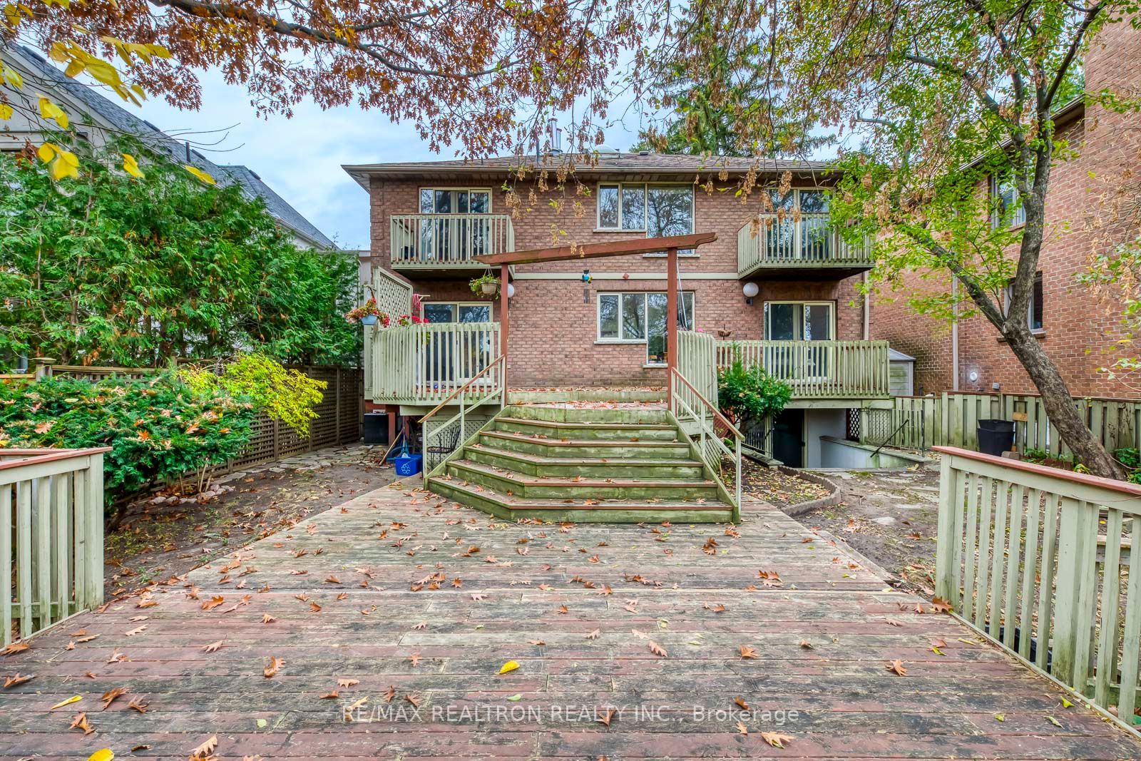 44 Oakfield Dr